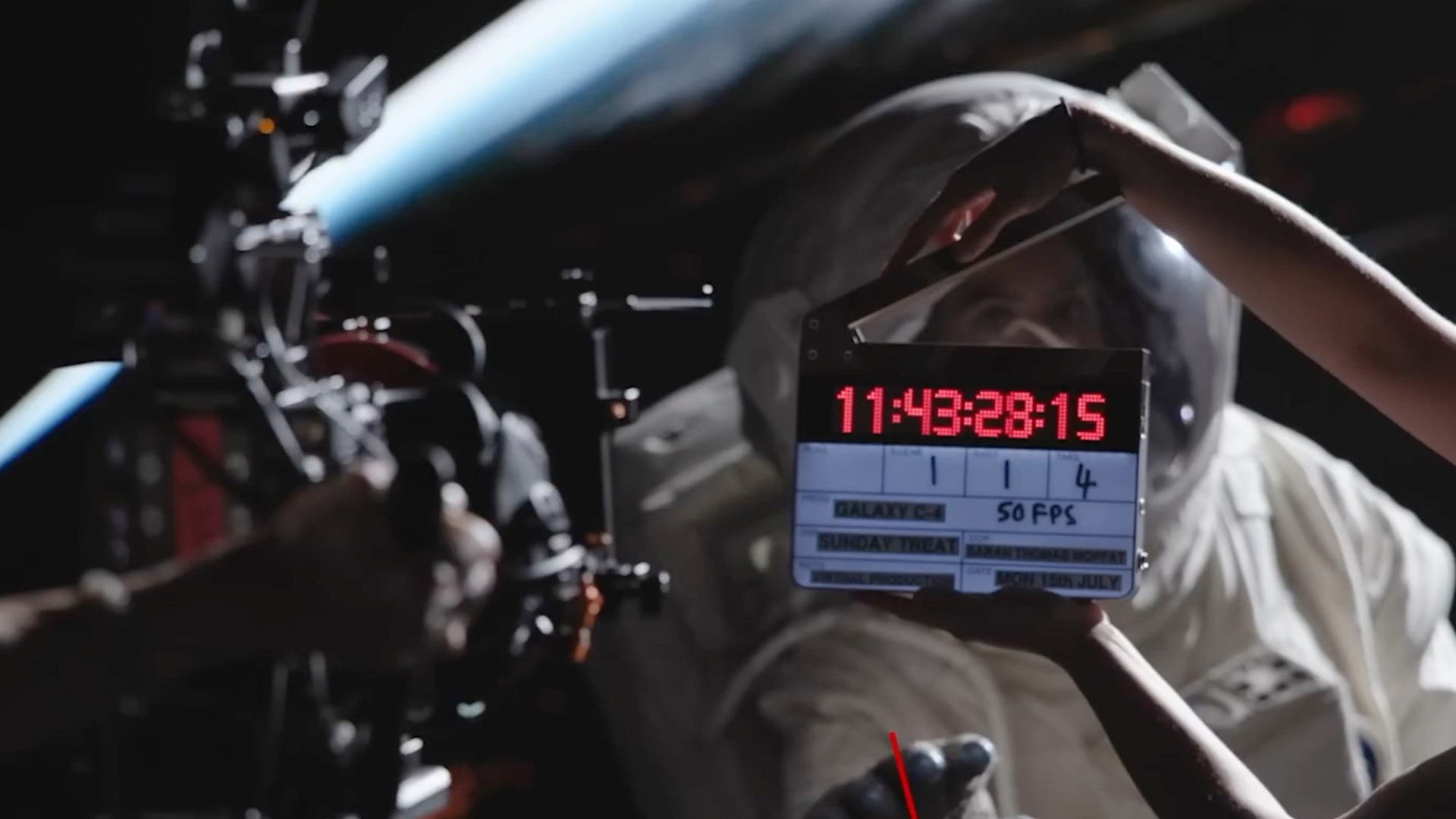 Cameramaninlondon.co.uk cameraman in London, camera operator London, fixers London, camera crew London, videographer London