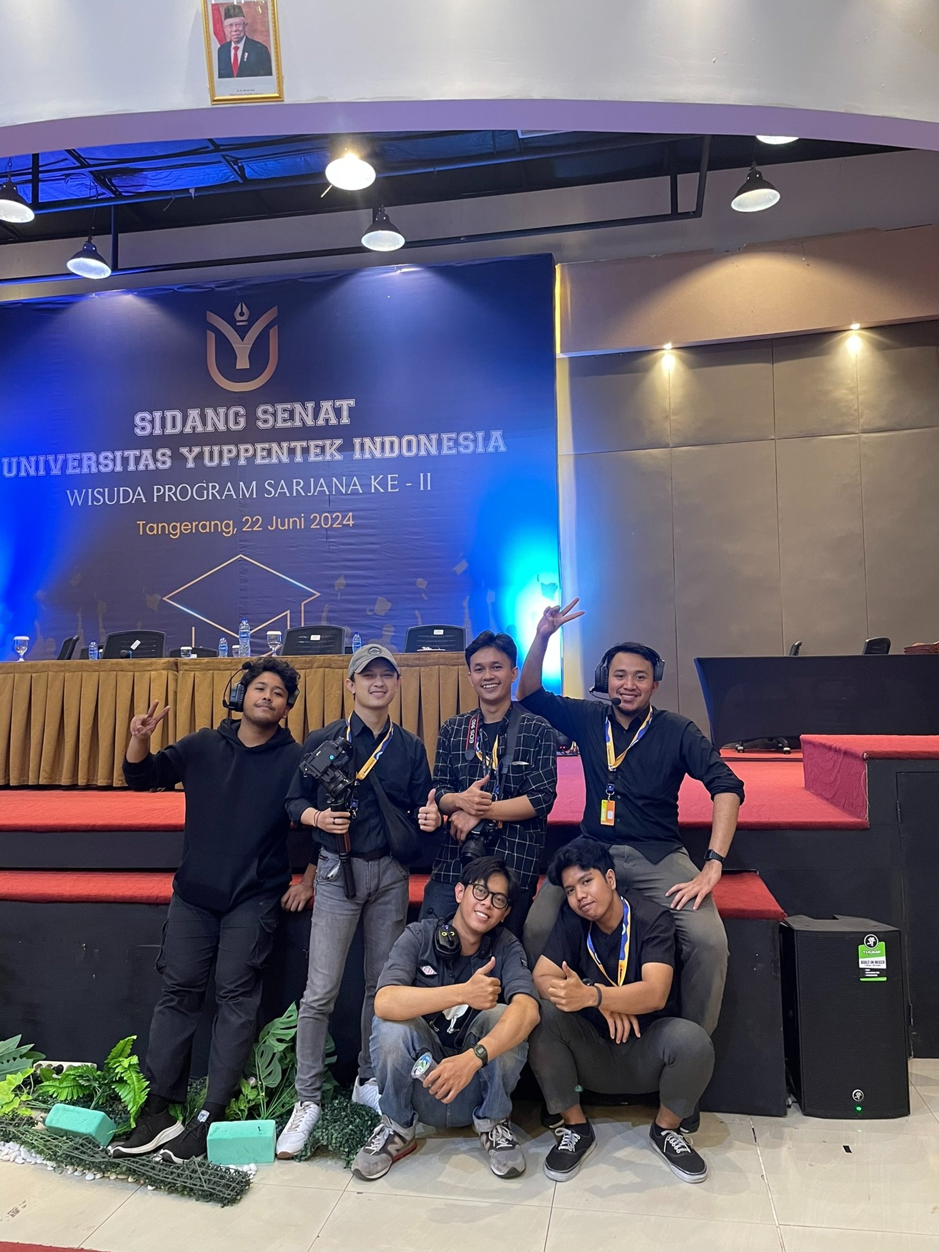 an abstract photo of a curved building with a blue sky in the background