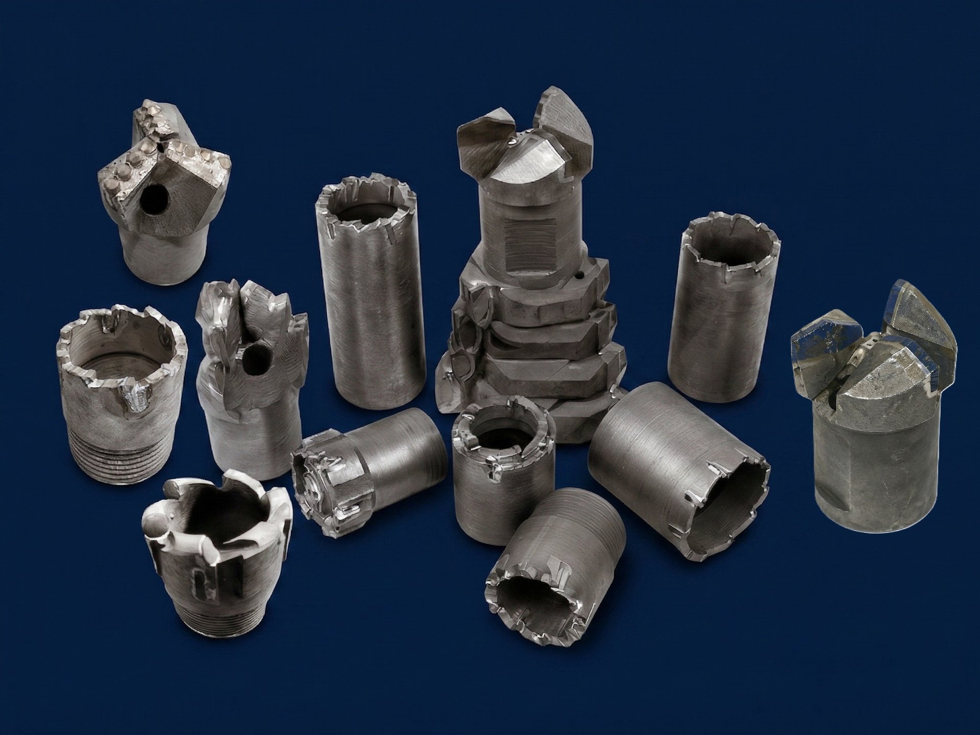 black and white bed linen