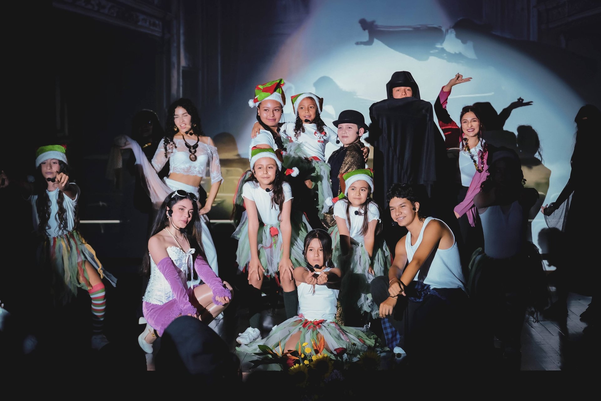 black and white bed linen