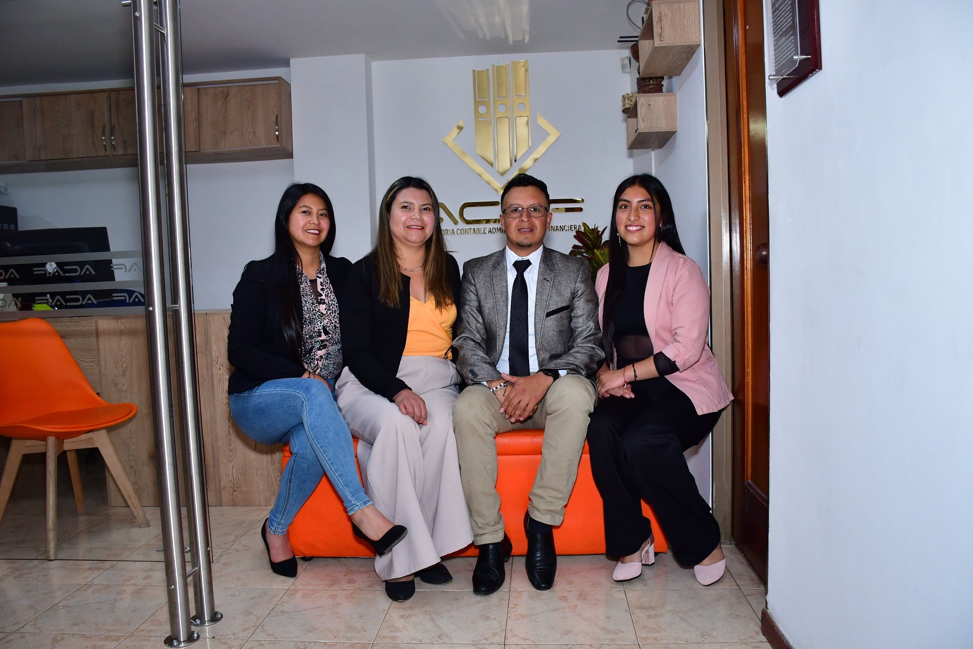 black and brown leather padded tub sofa