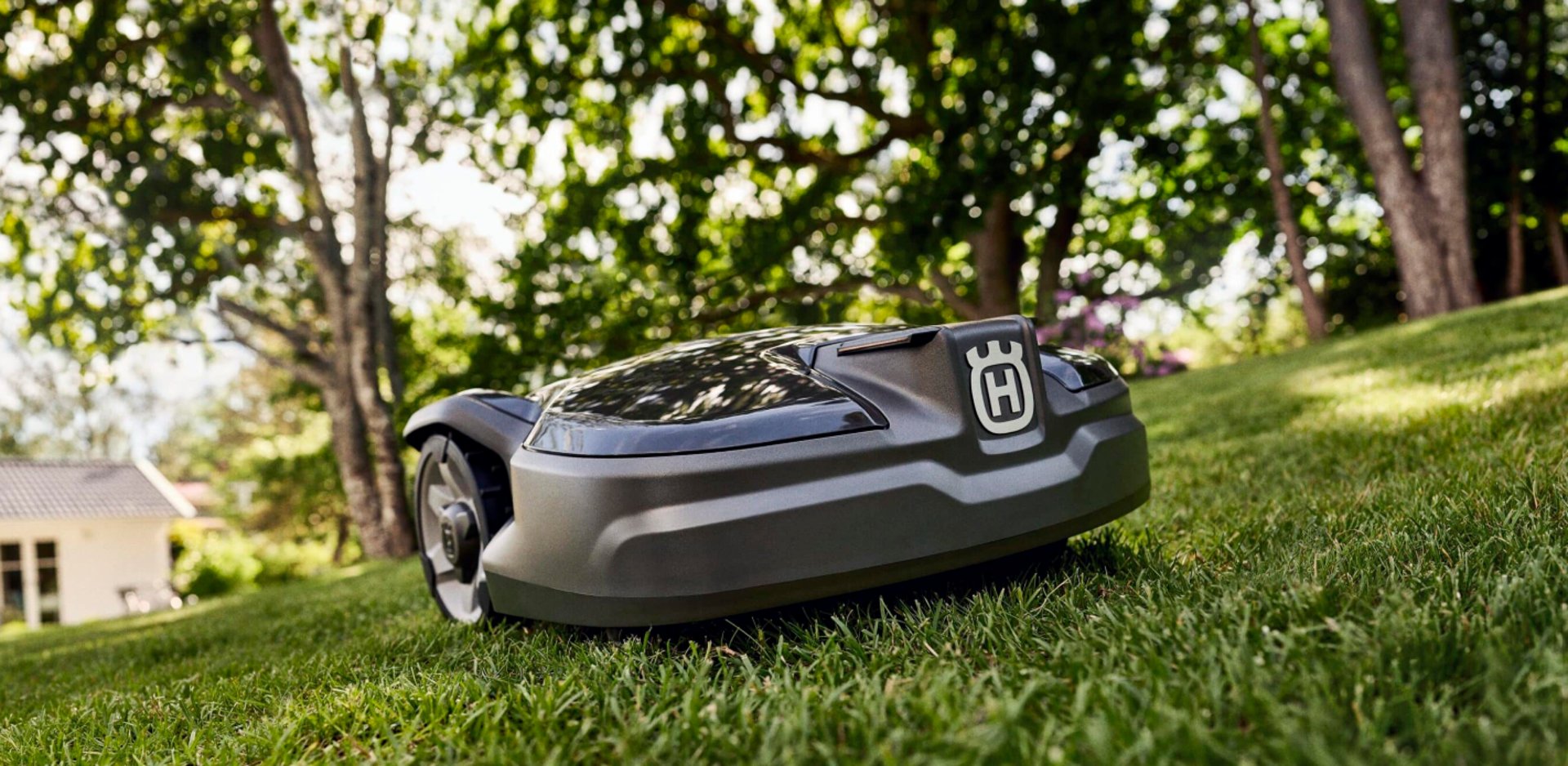black and brown leather padded tub sofa
