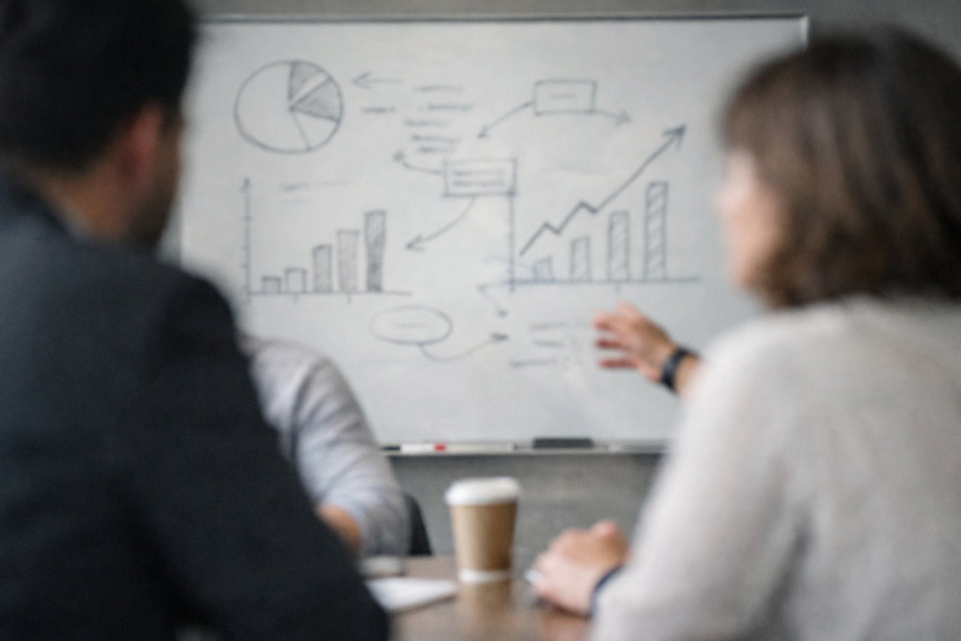 black and white bed linen