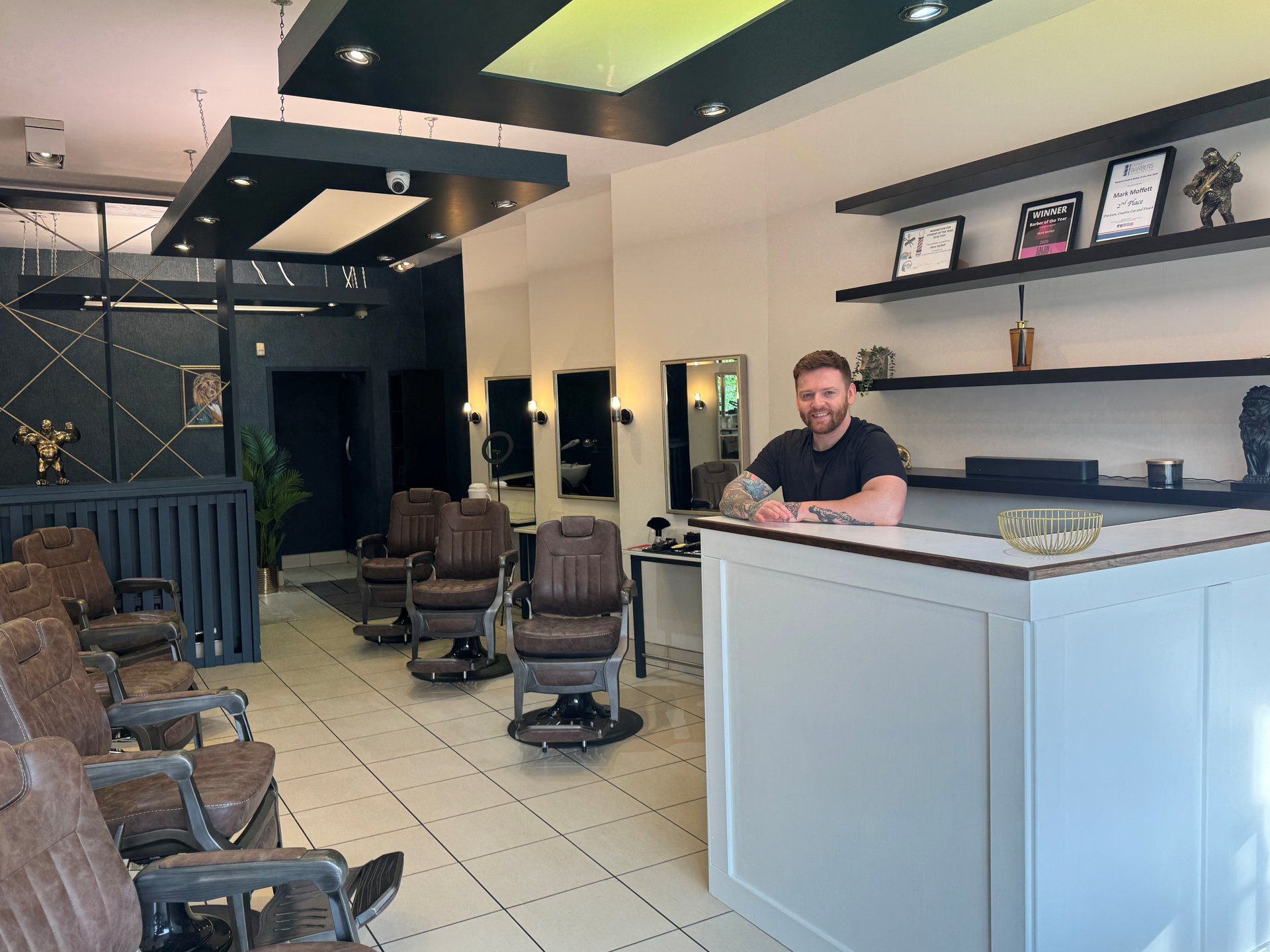 Mane crew barber reception