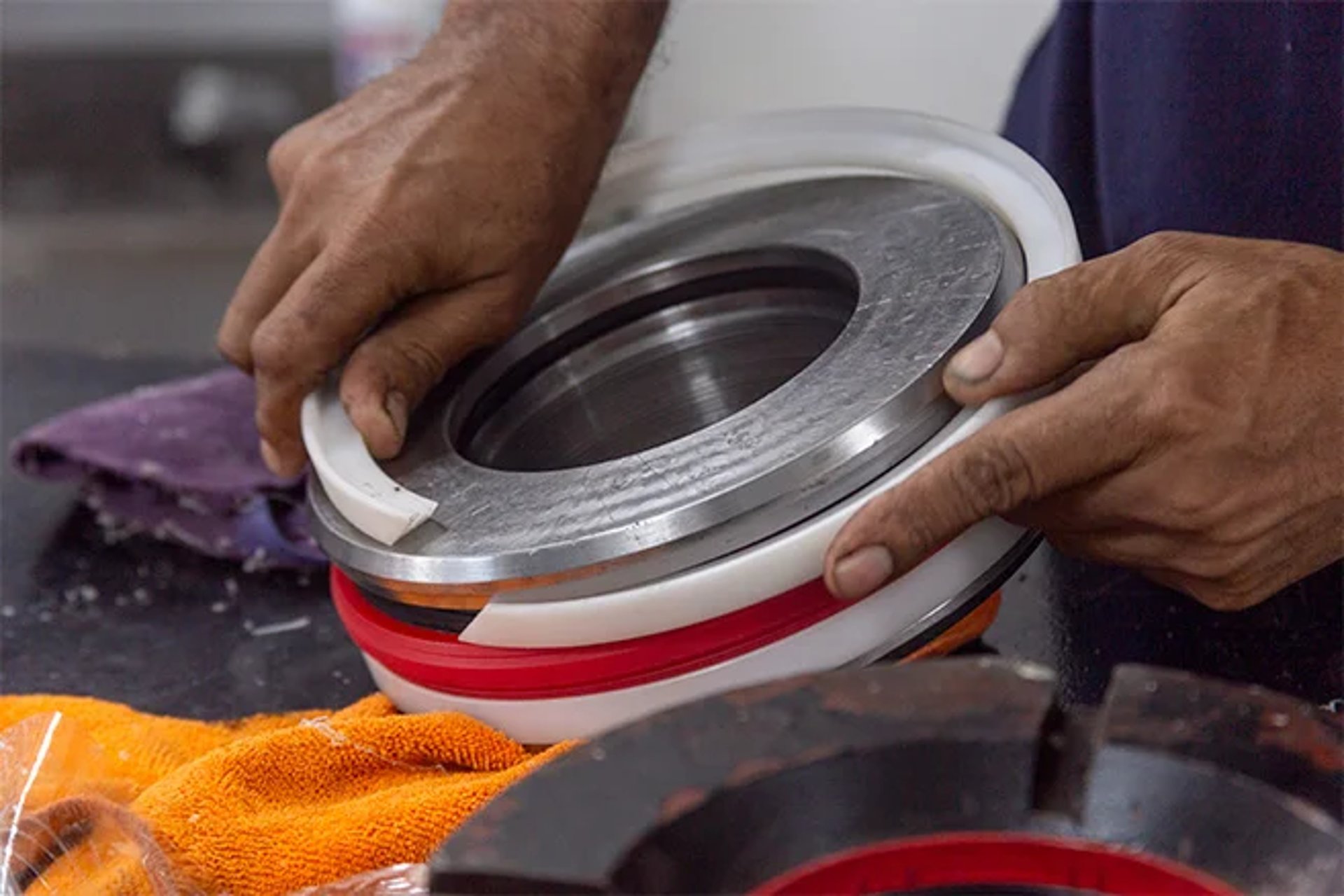 black and white bed linen