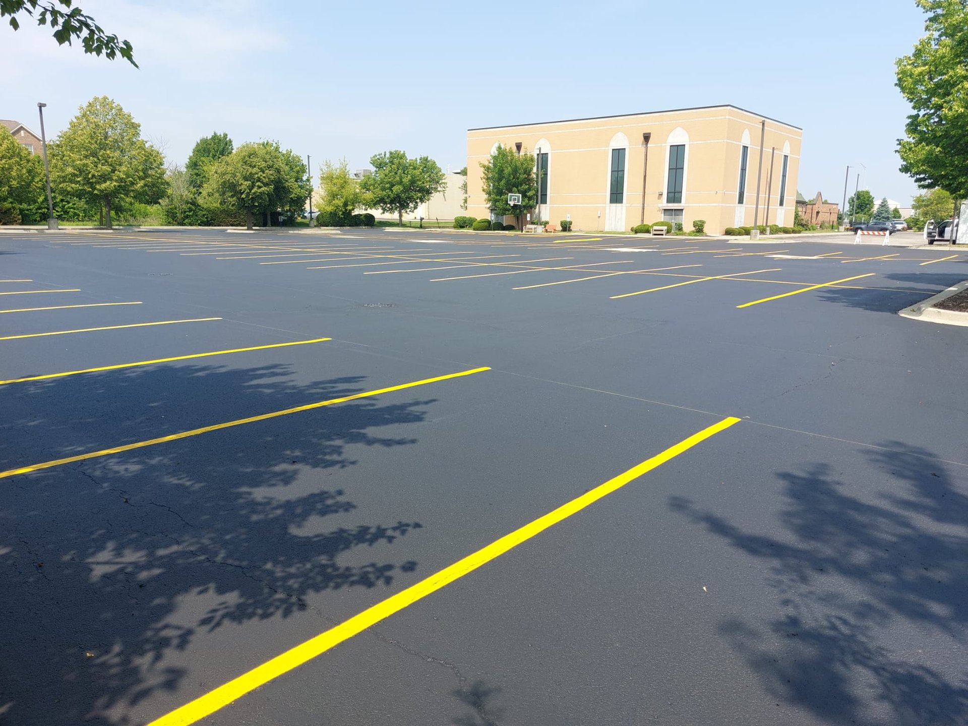 black and brown leather padded tub sofa