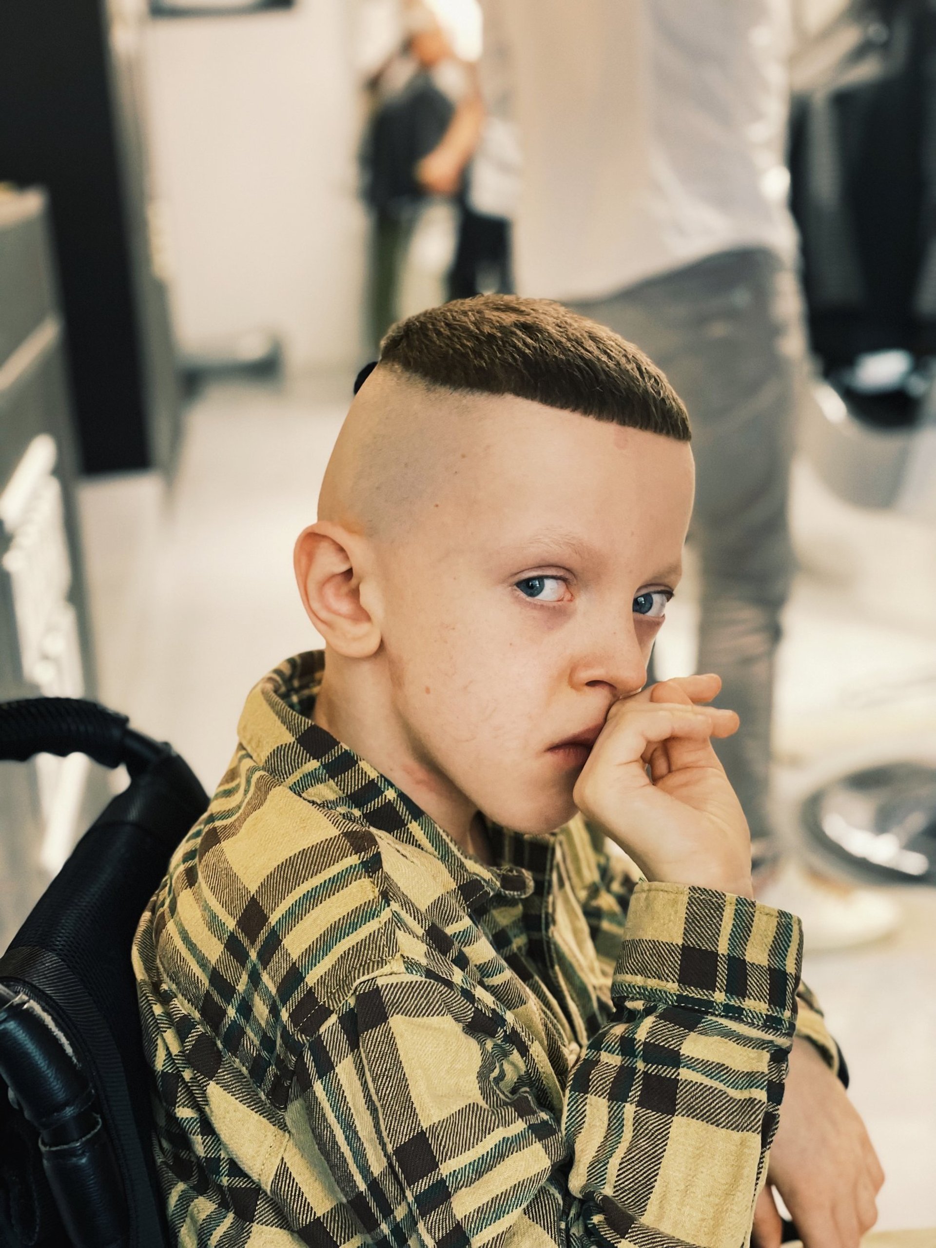 black and white bed linen