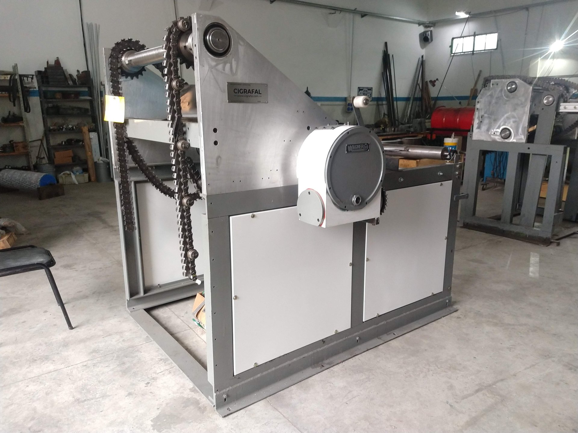 gray computer monitor