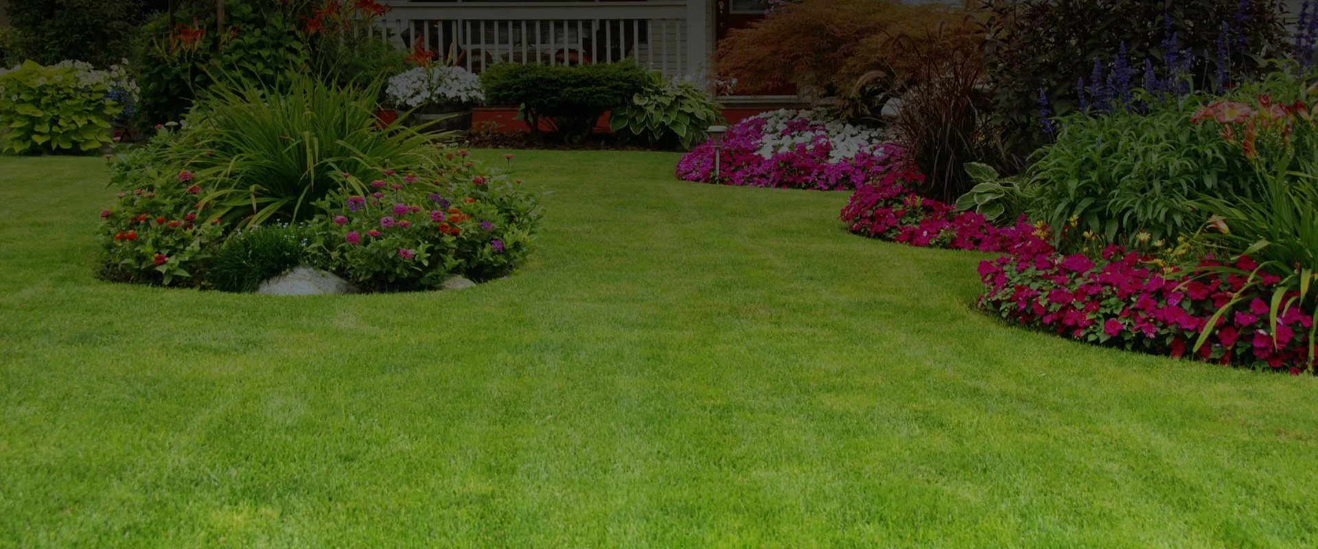 black and white bed linen