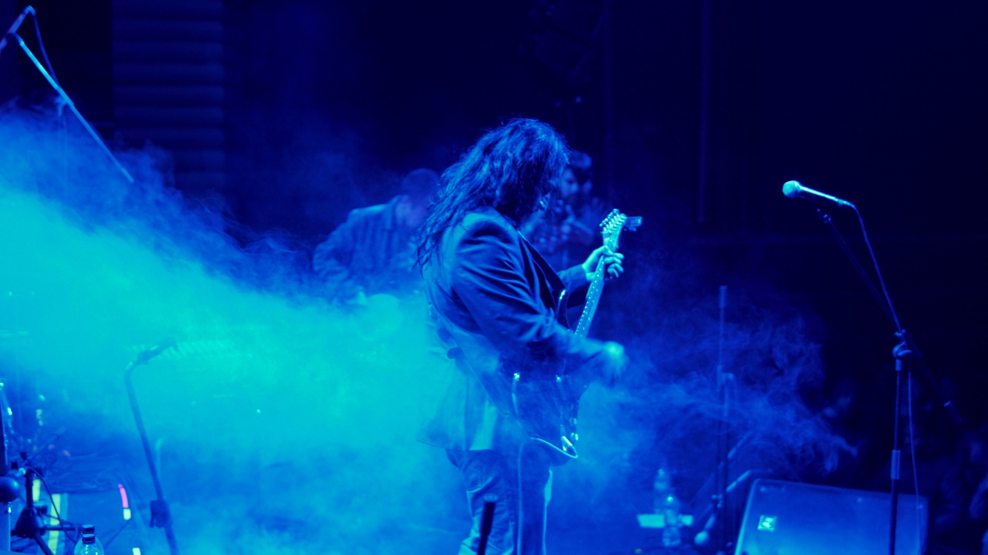 La Doctrina concierto en vivo frente a público en estadio