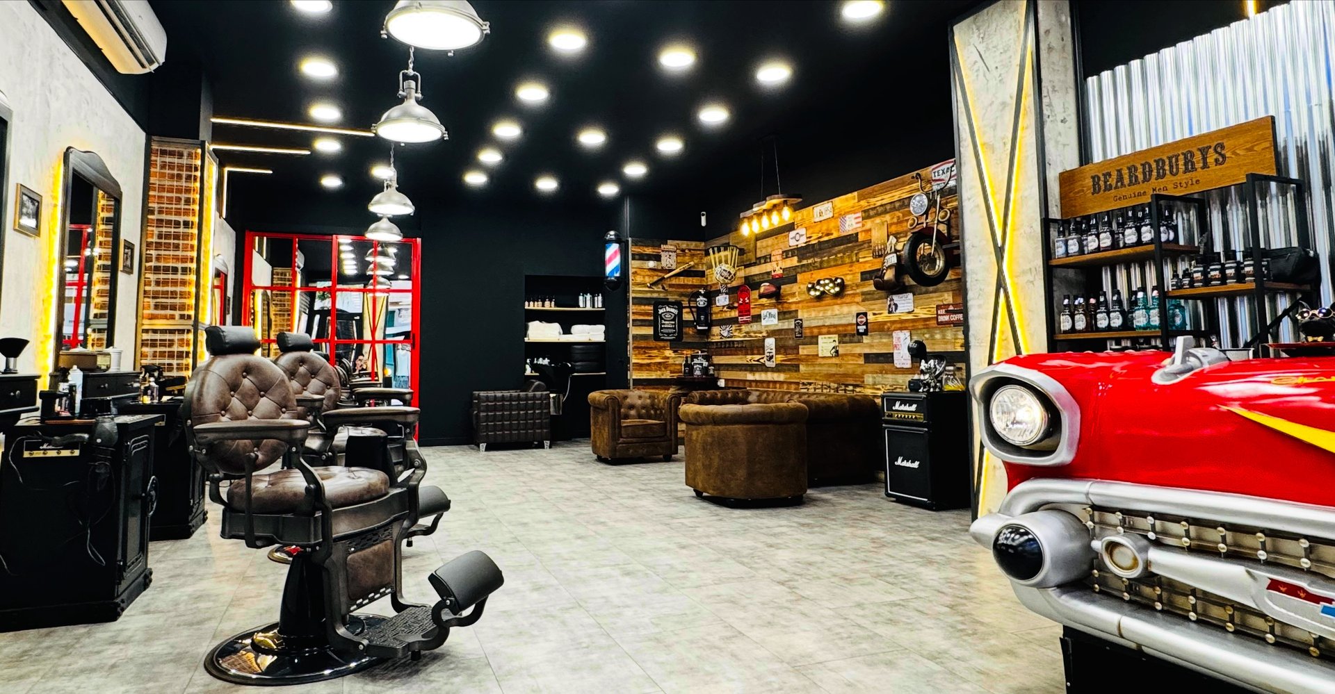 black and white bed linen