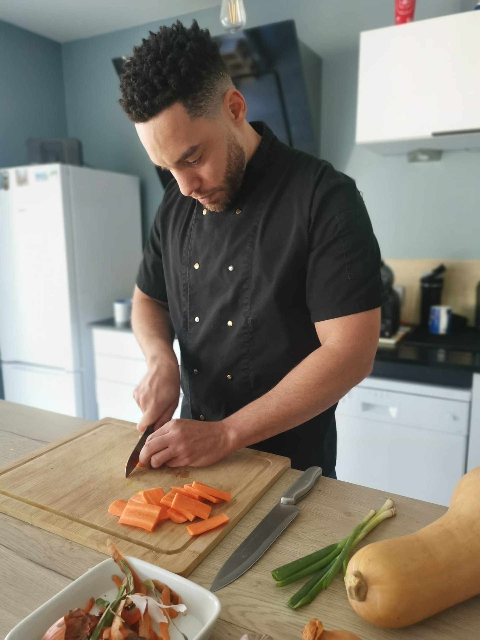 black and white bed linen