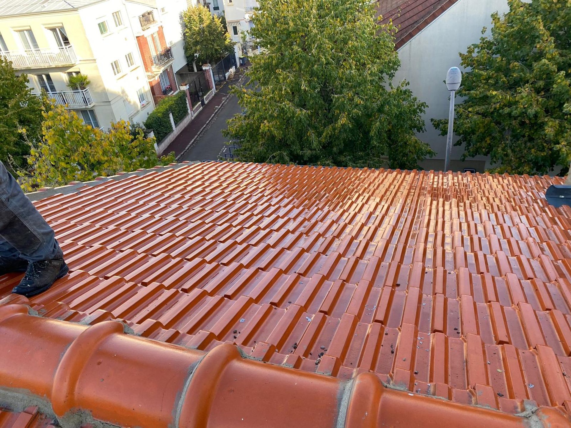 brown roof tiles during daytime