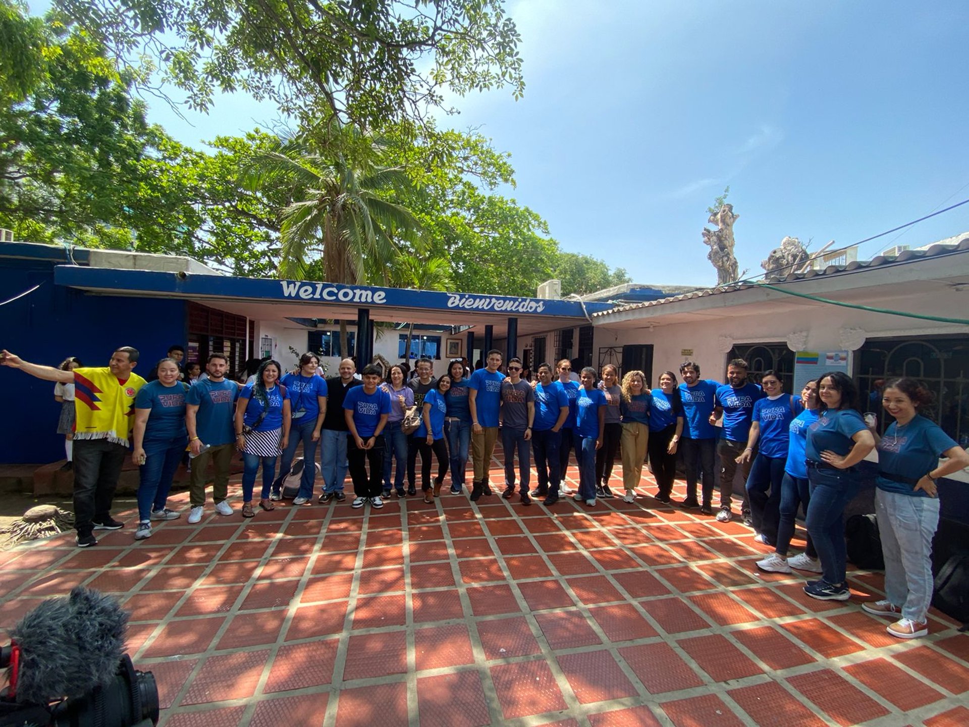 black and brown leather padded tub sofa