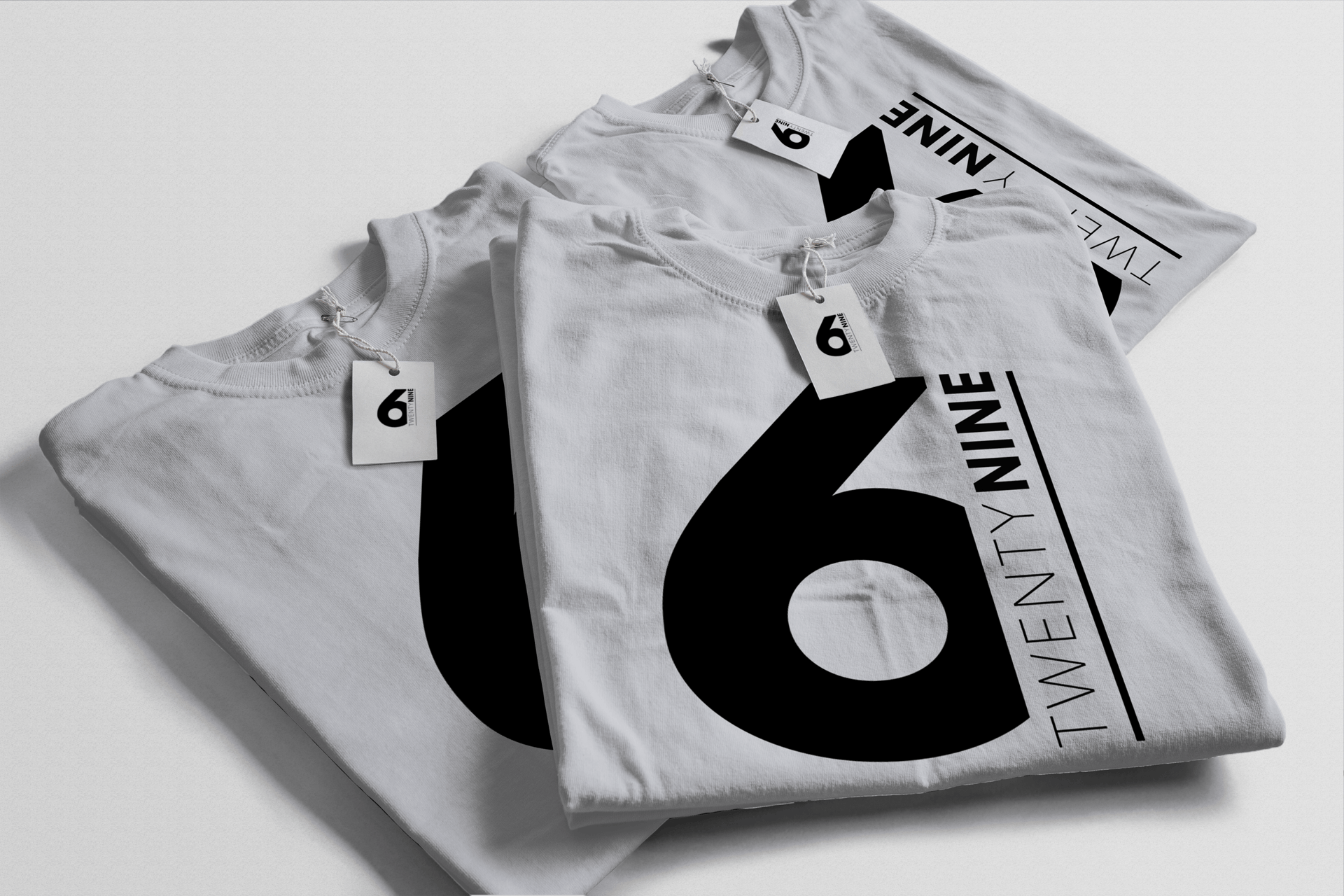 black and white bed linen