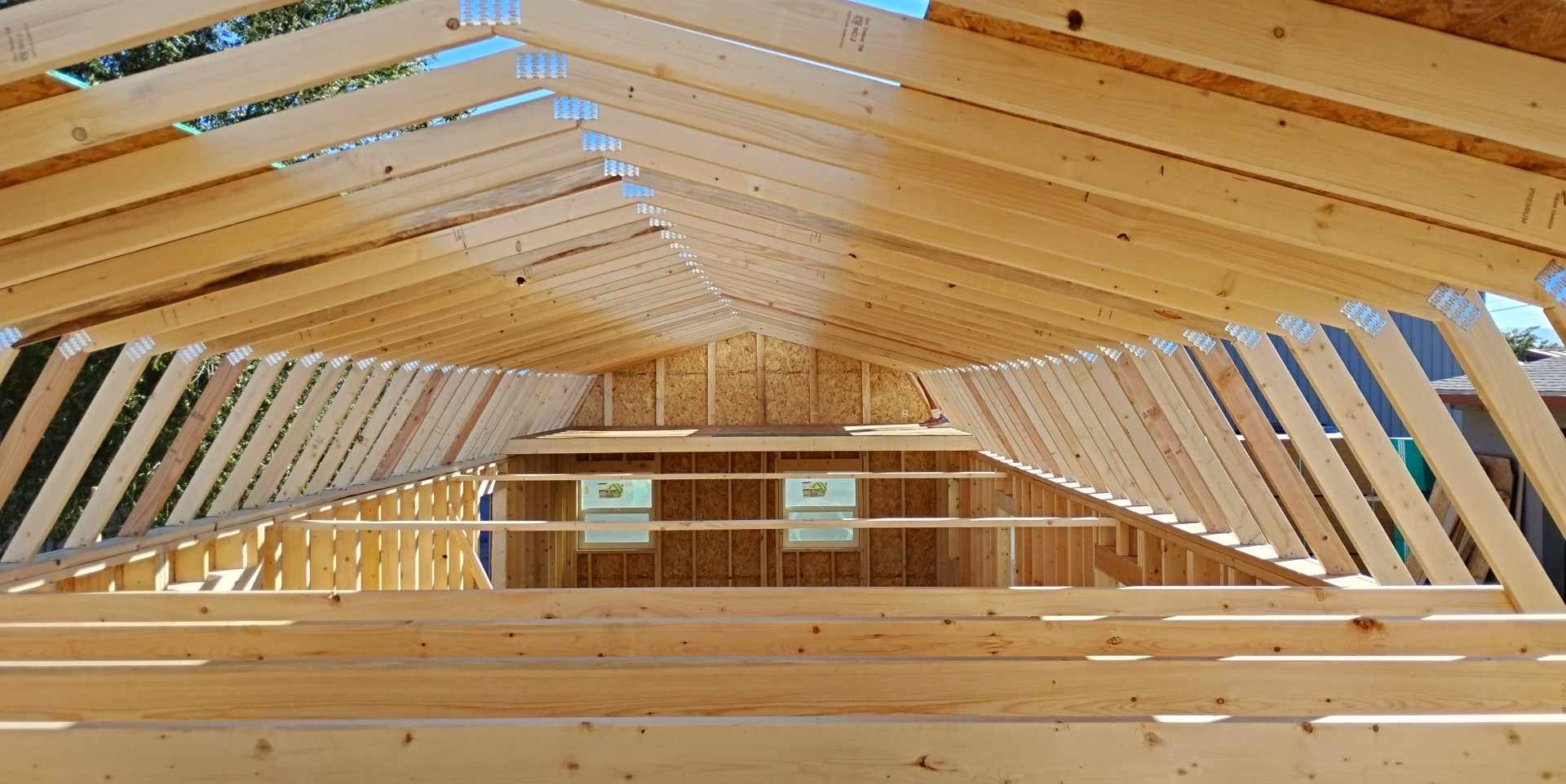 black and white bed linen