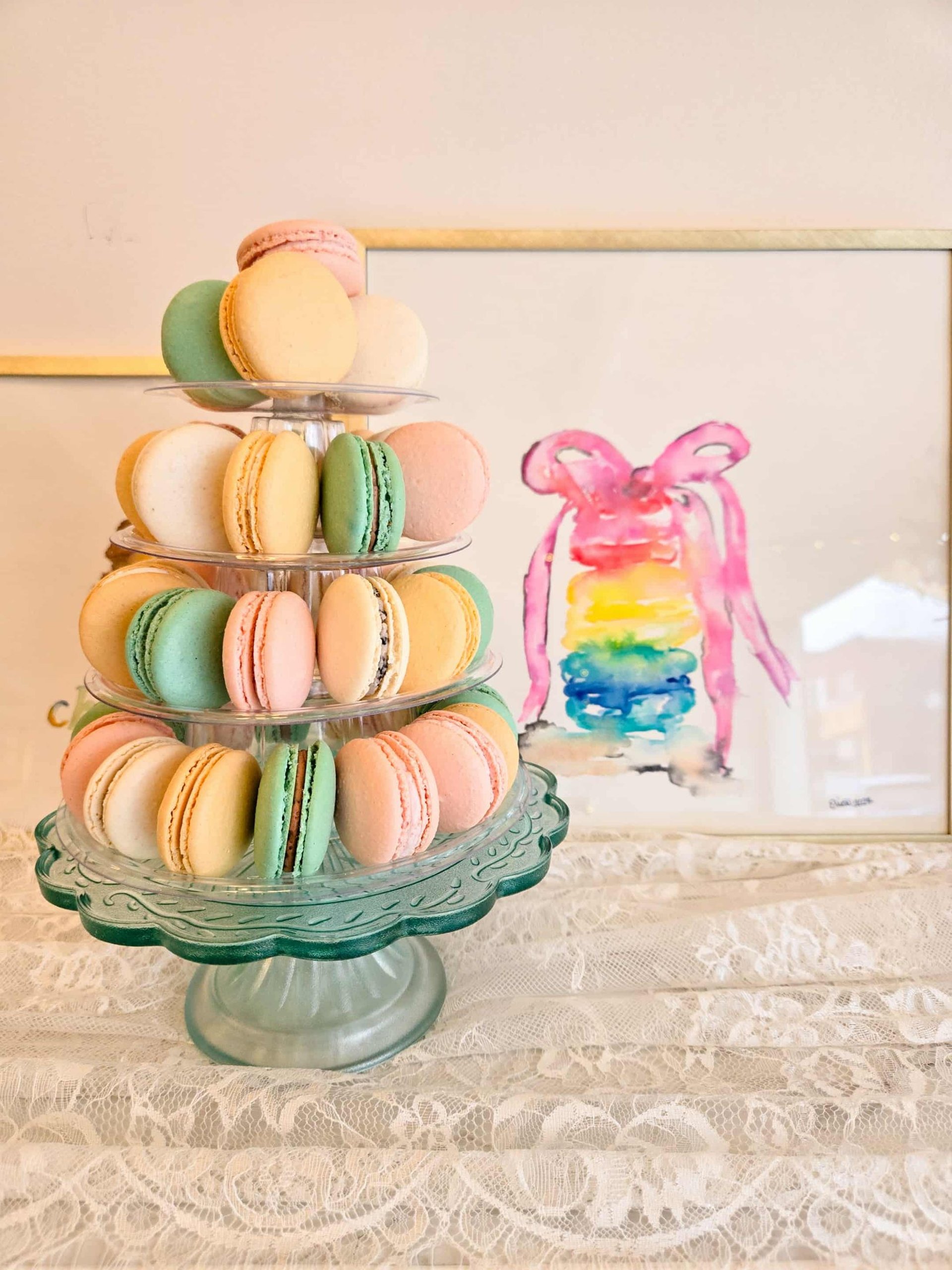 gray computer monitor