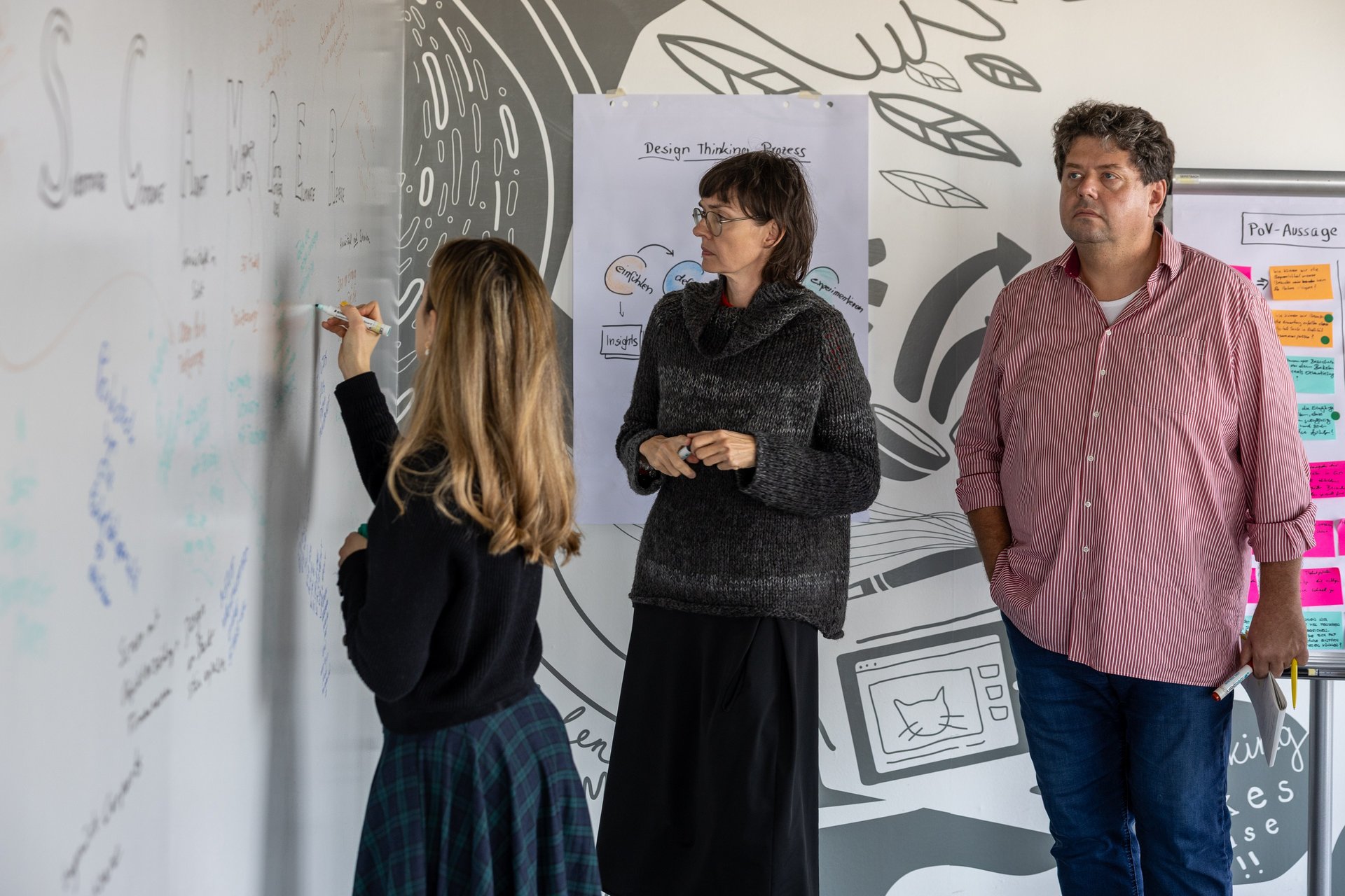 black and white bed linen