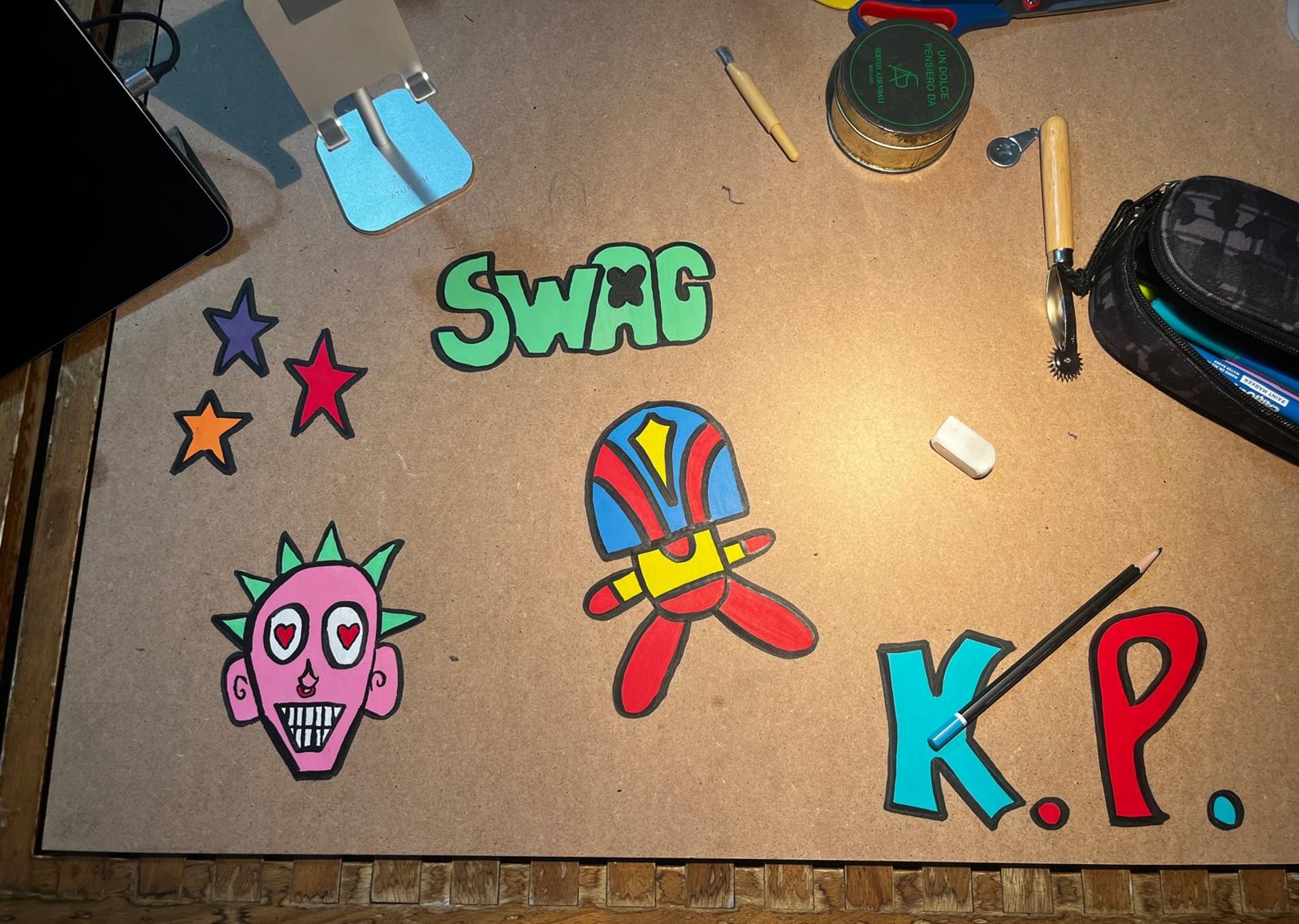 black and white bed linen