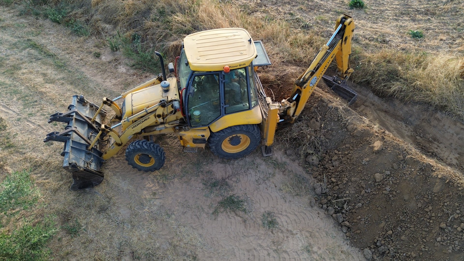 black and brown leather padded tub sofa