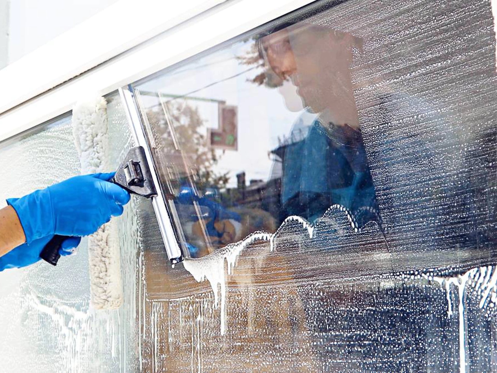 Nettoyage à l'injecteur-extracteur de matelas en Charente par Adal Services