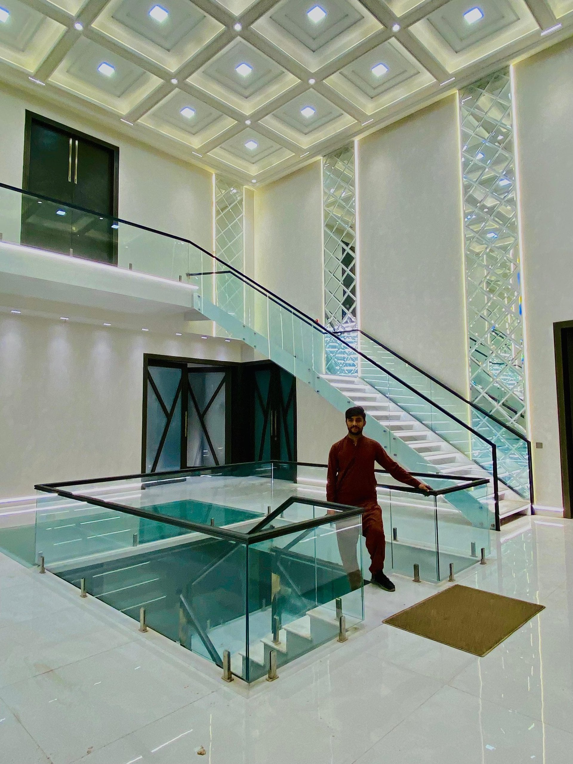 black and white bed linen