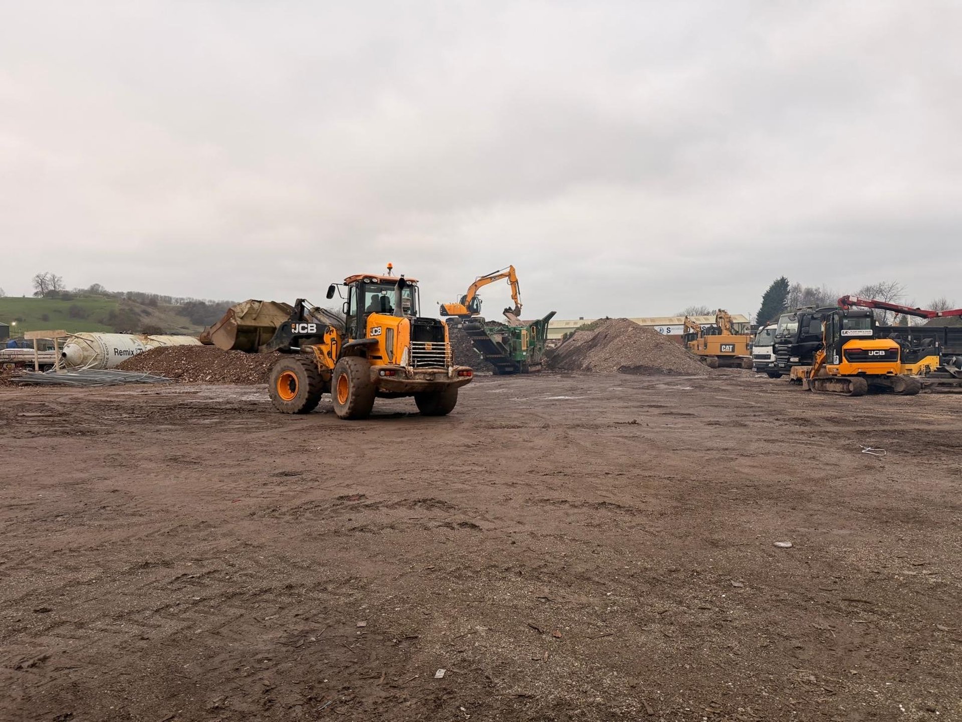 black and brown leather padded tub sofa