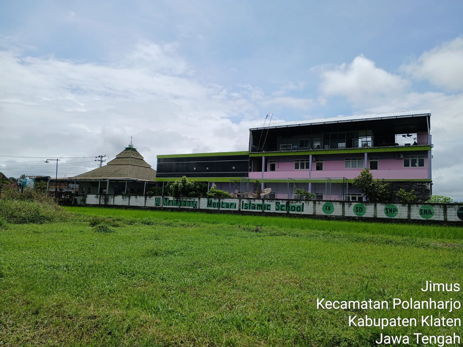 black and brown leather padded tub sofa