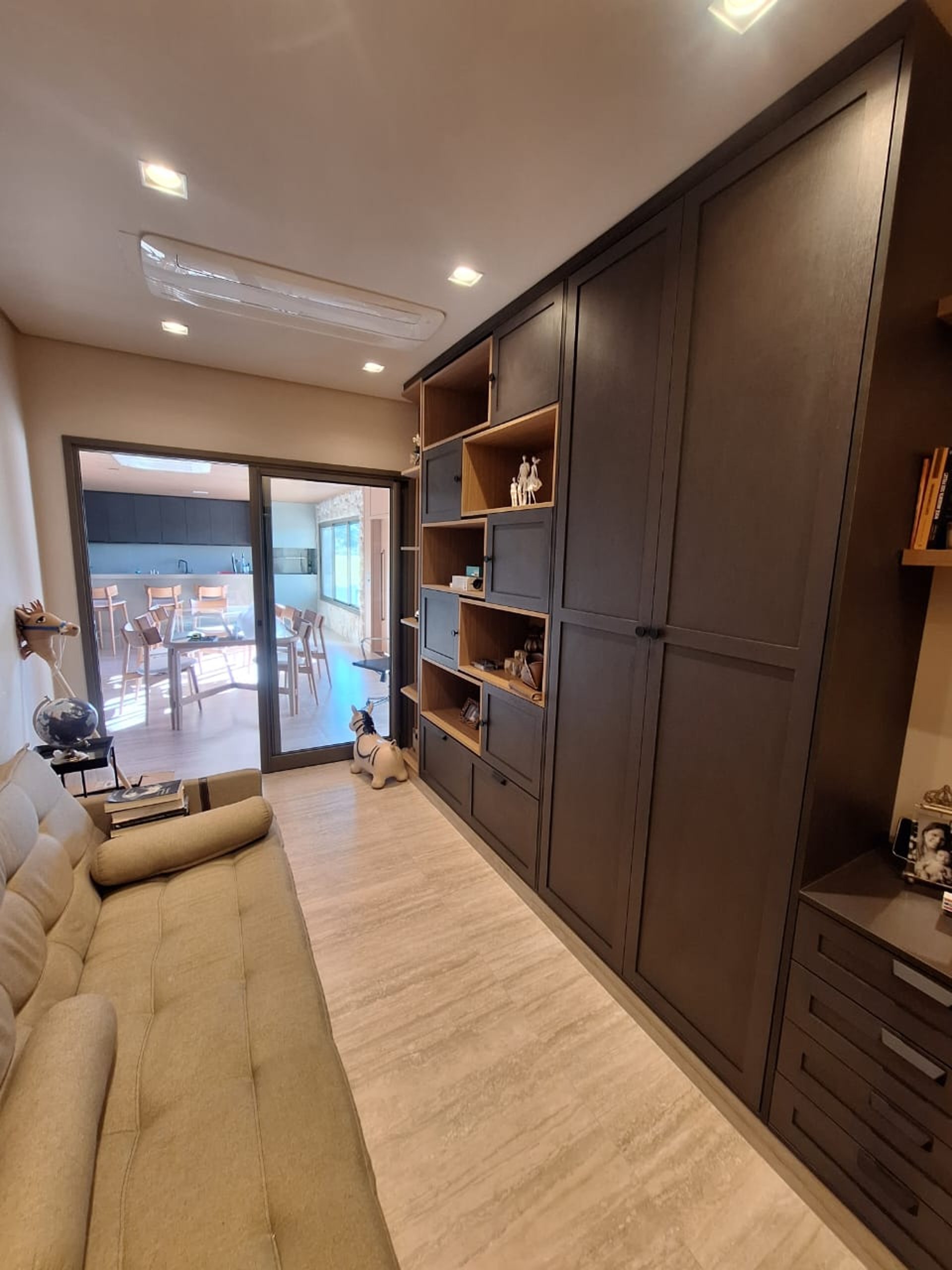 black and brown leather padded tub sofa
