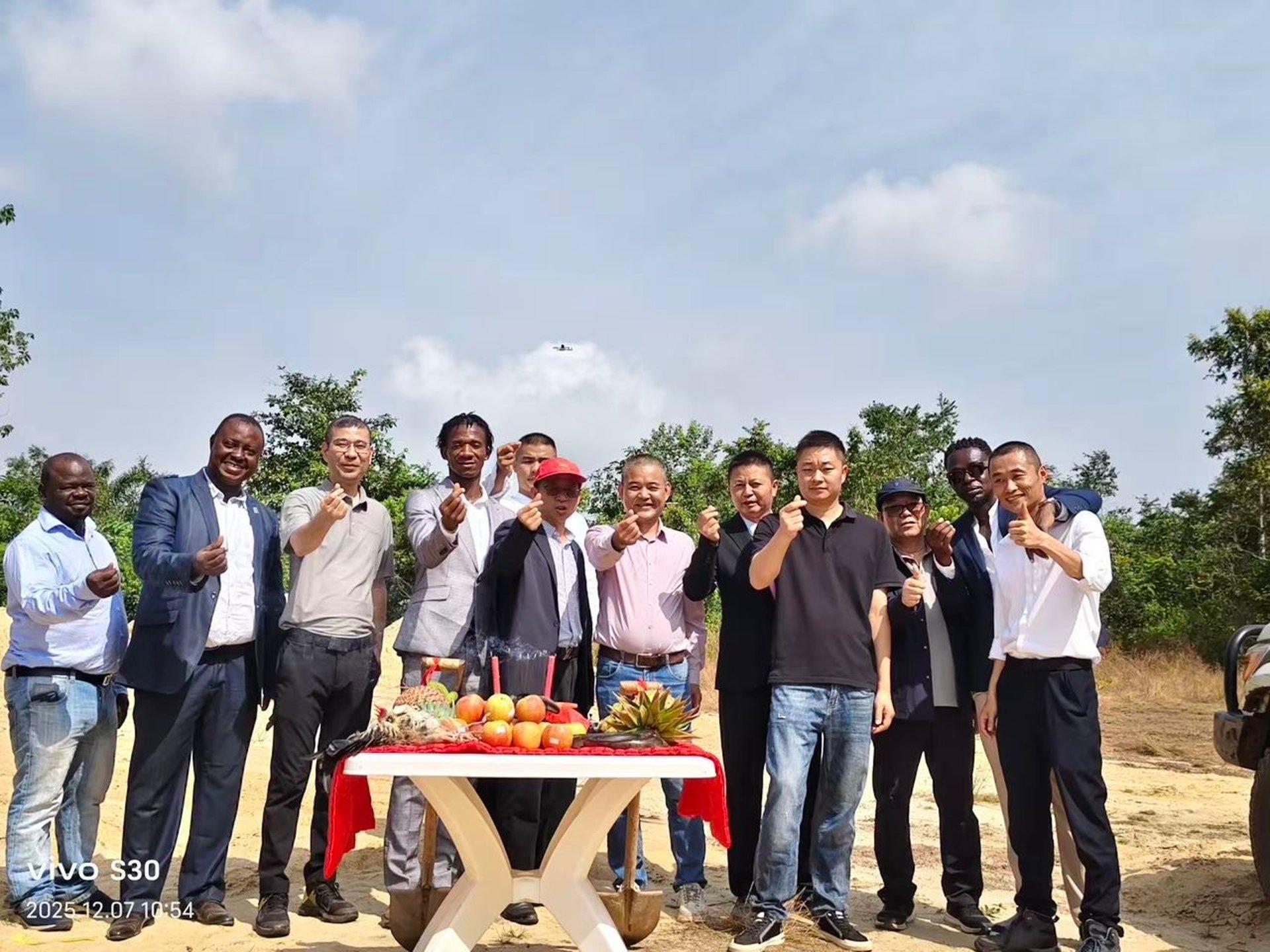 black and brown leather padded tub sofa
