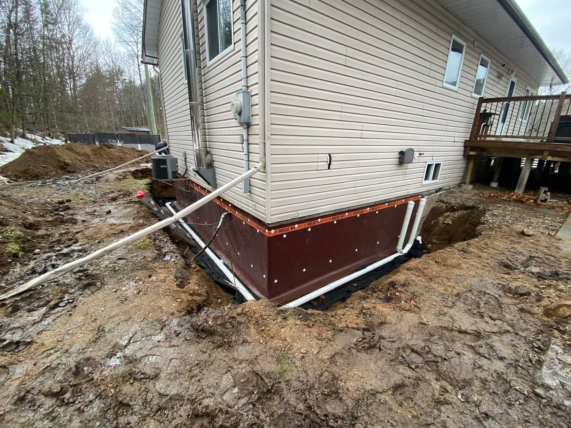 black and brown leather padded tub sofa