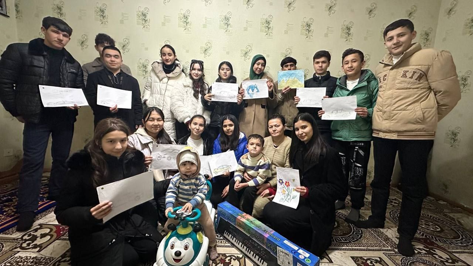 black and white bed linen