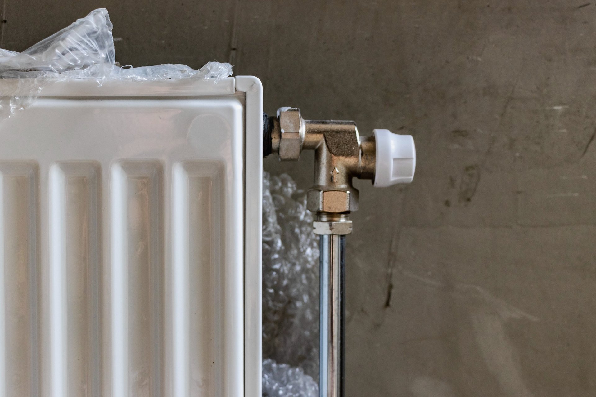 black and white bed linen