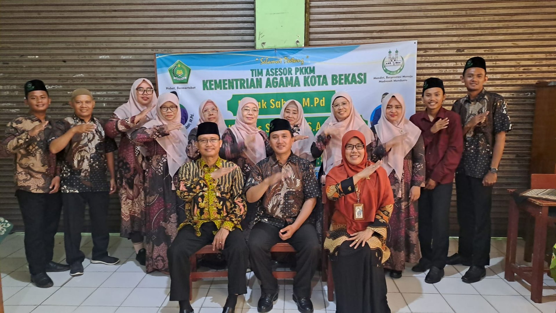 an abstract photo of a curved building with a blue sky in the background