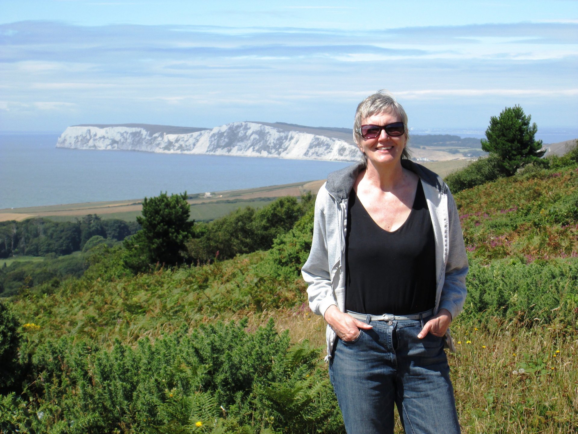 black and white bed linen