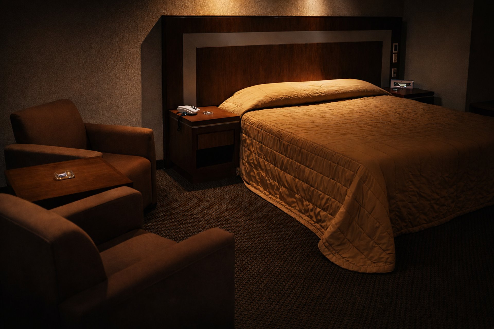 black and white bed linen