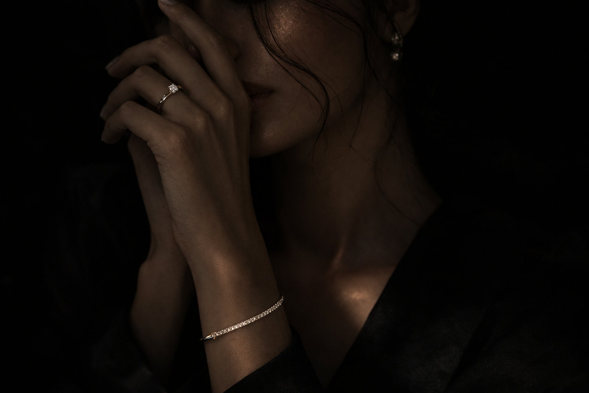 an abstract photo of a curved building with a blue sky in the background