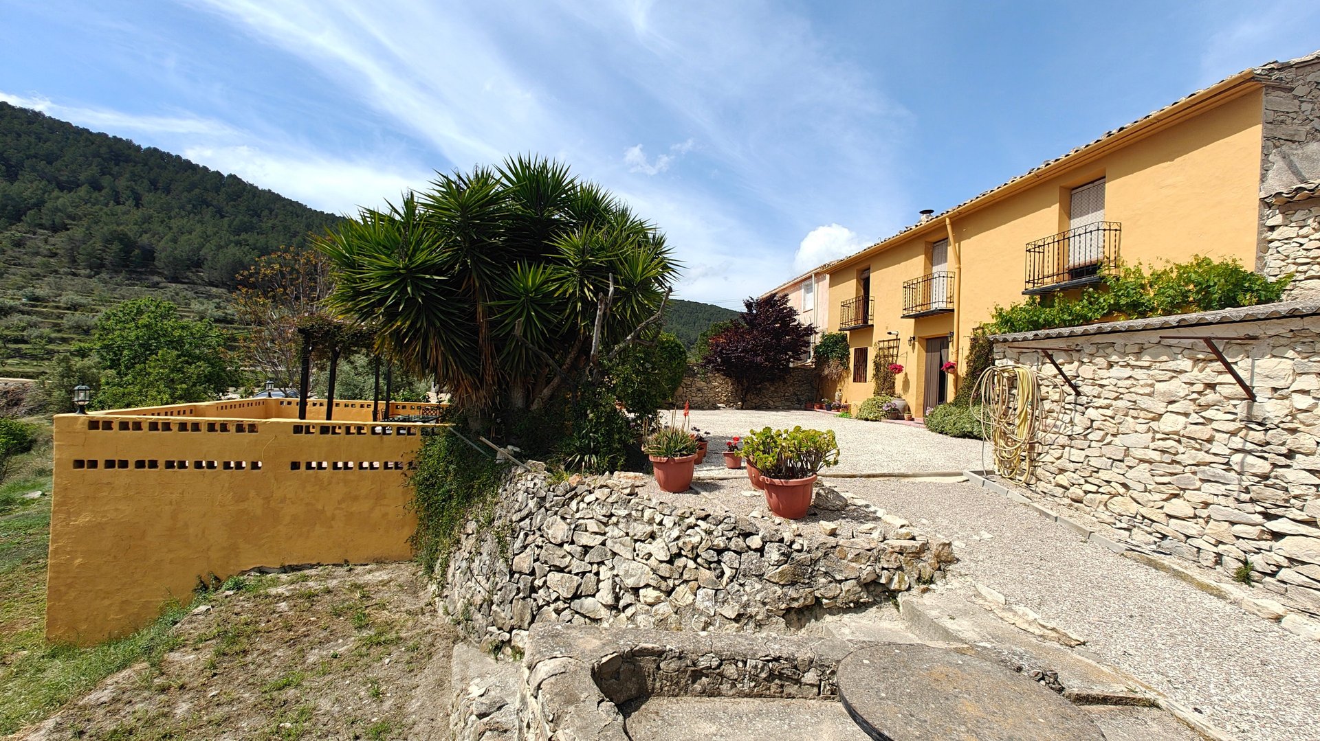 black and brown leather padded tub sofa
