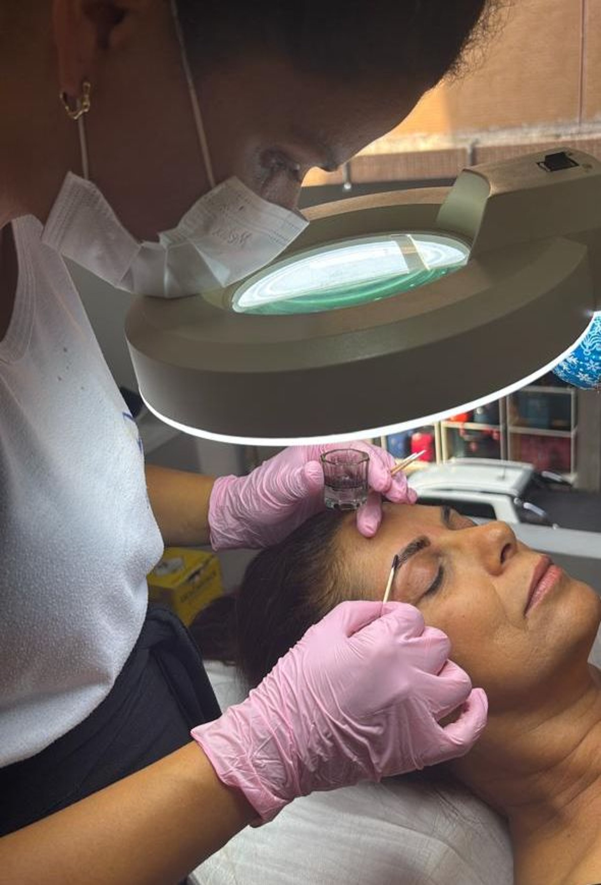 black and white bed linen