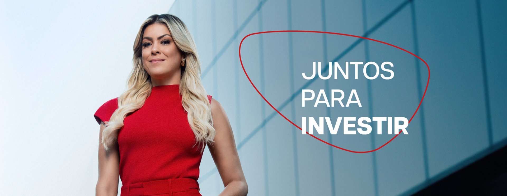 a blurry photo of a white background