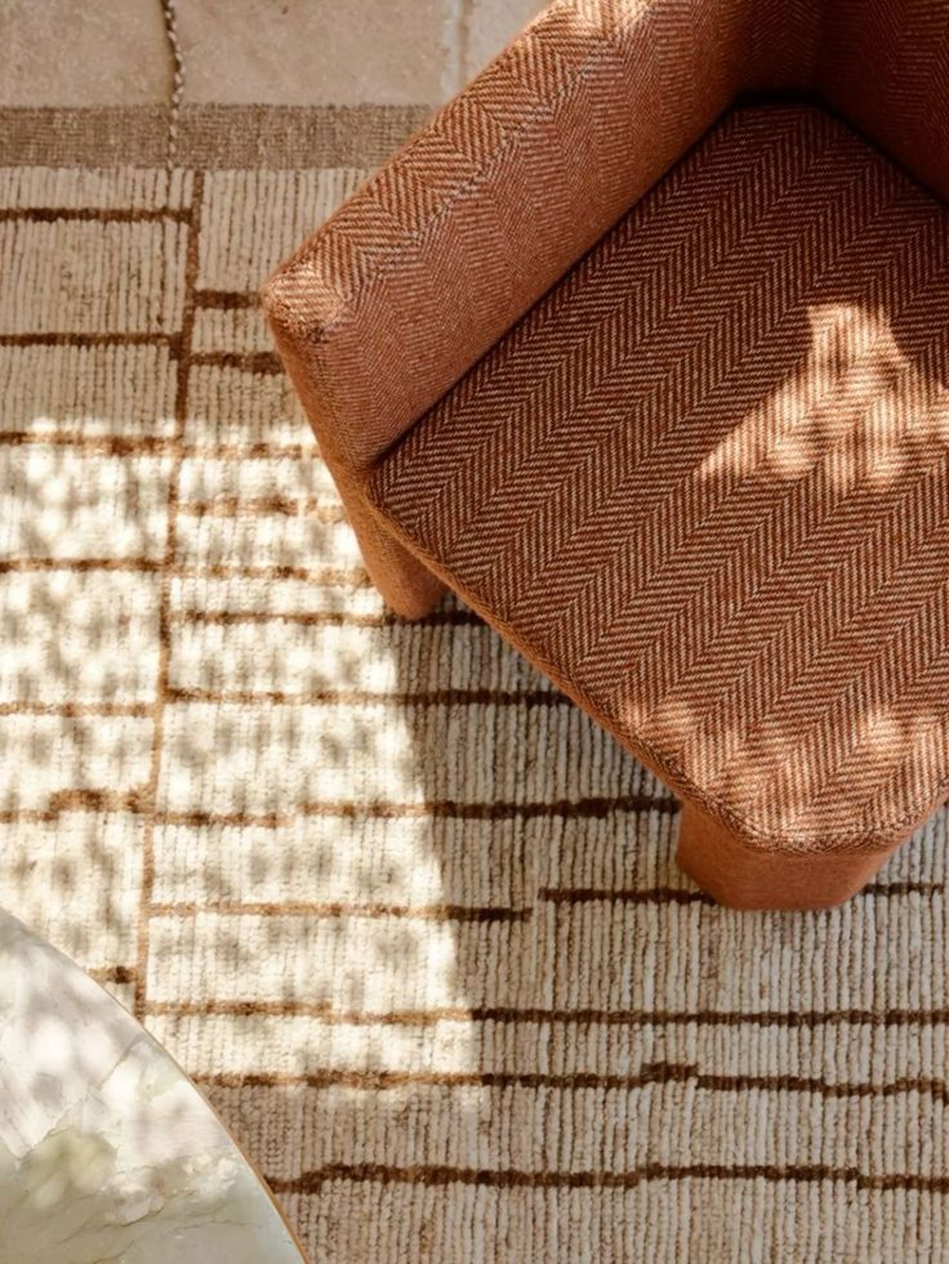 black and white bed linen