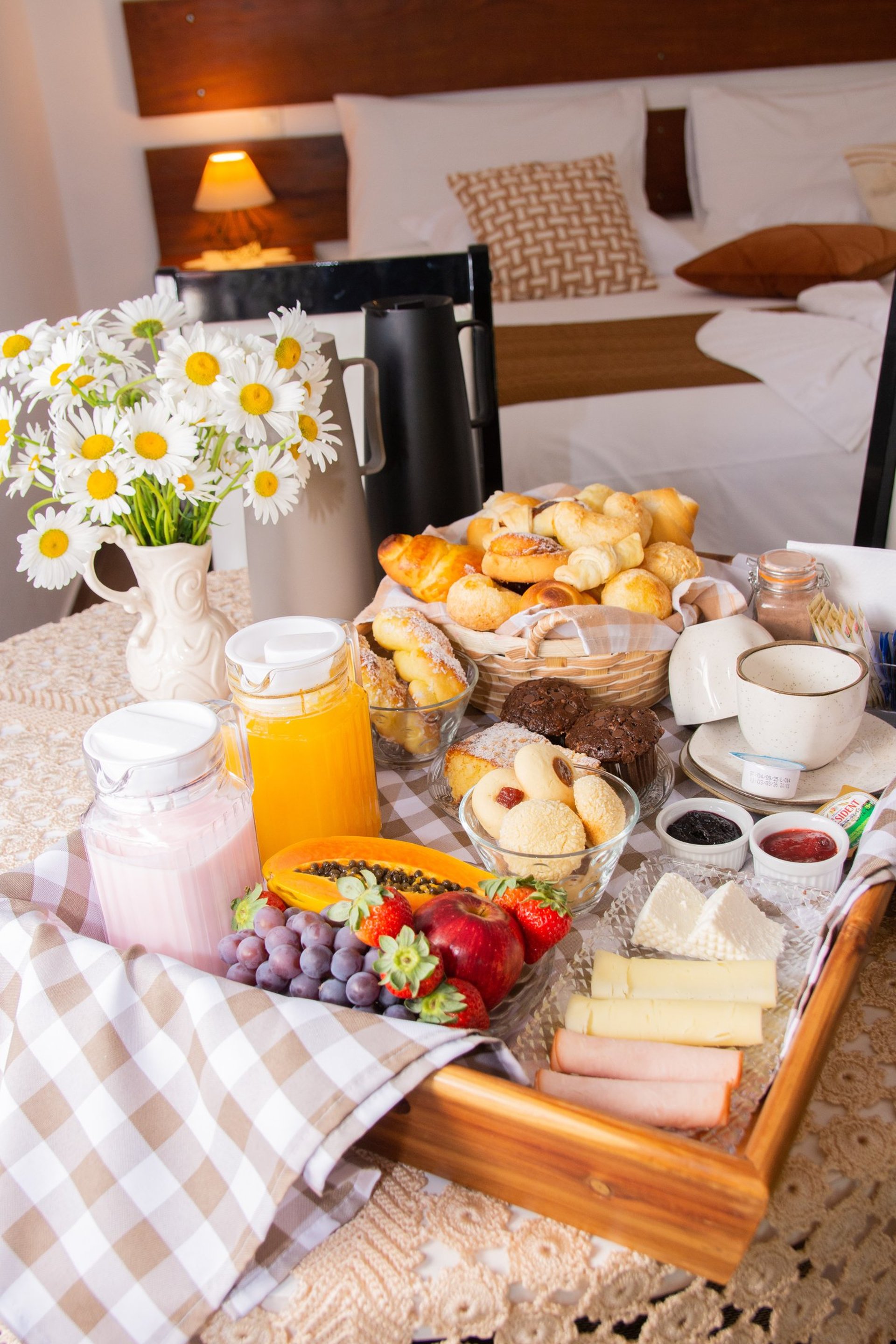 a tall tree with lots of green leaves