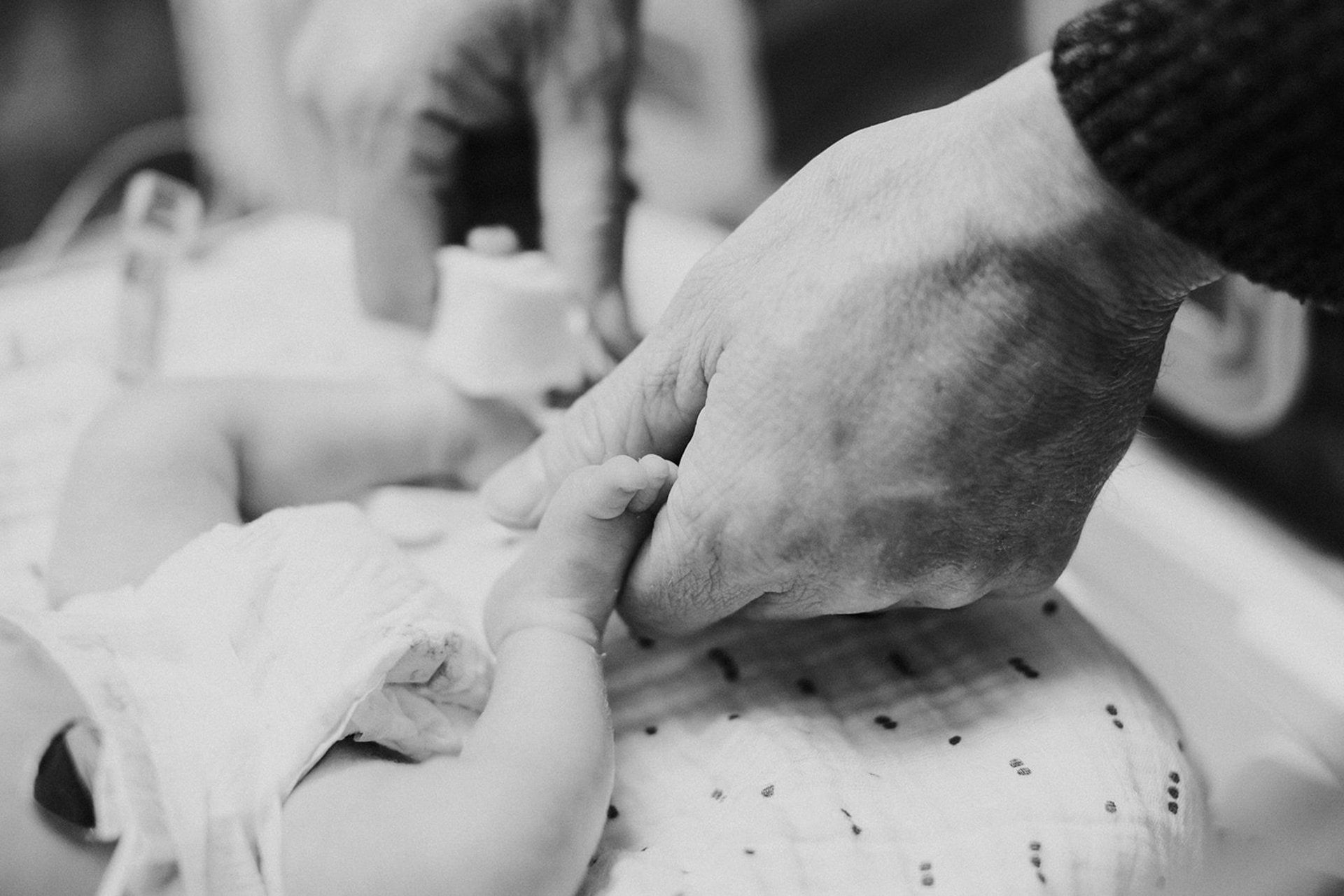 black and white bed linen