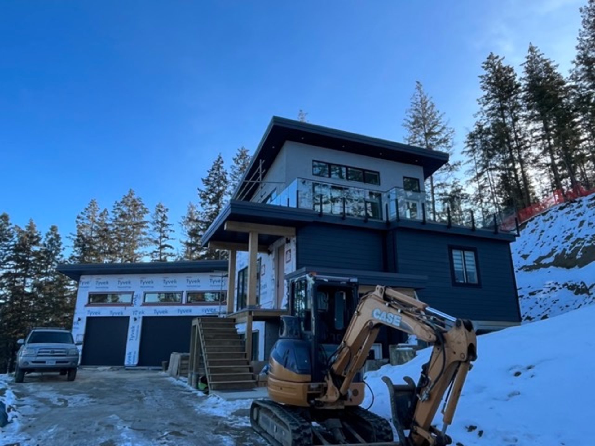 black and white bed linen