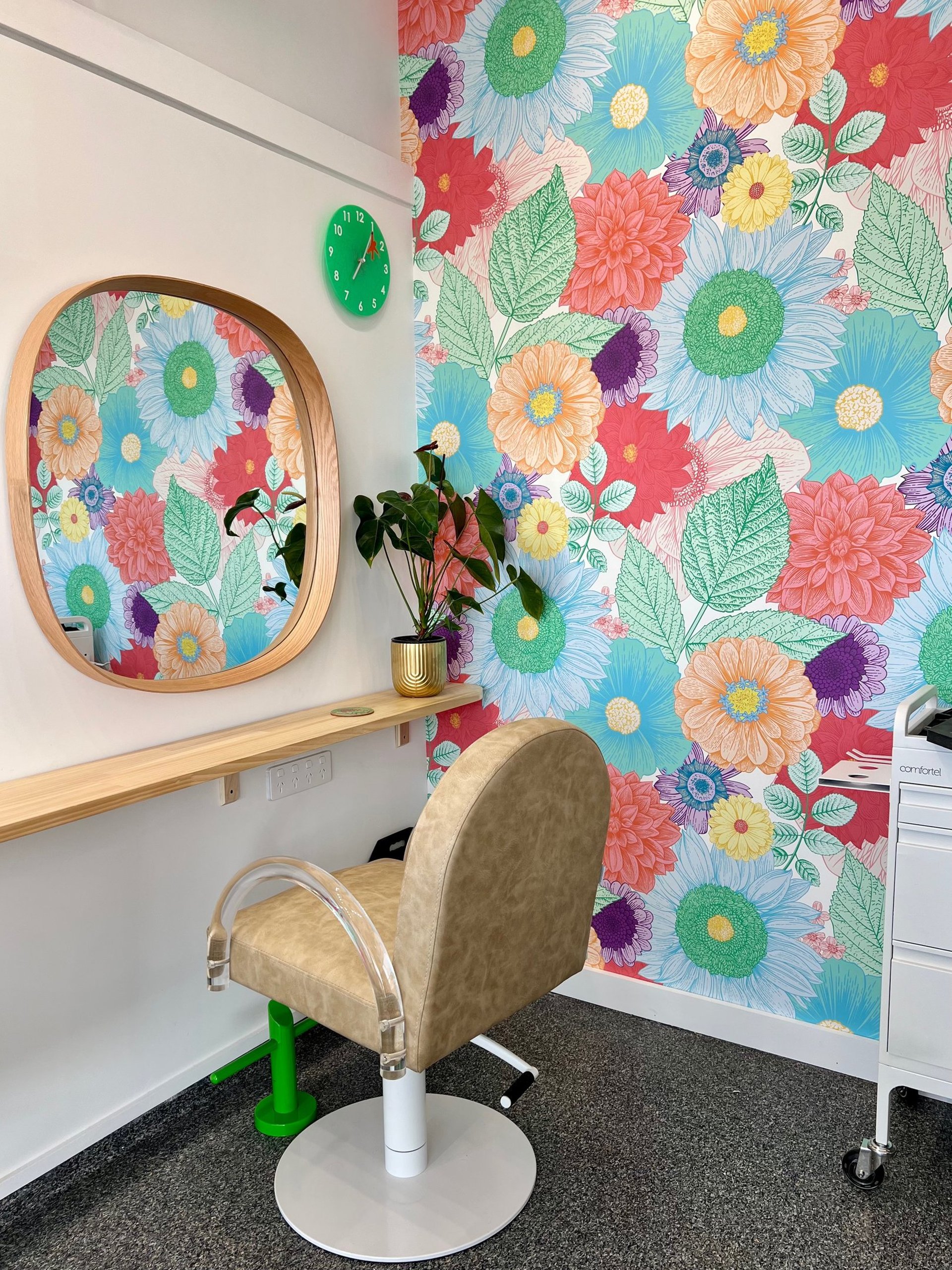 black and white bed linen