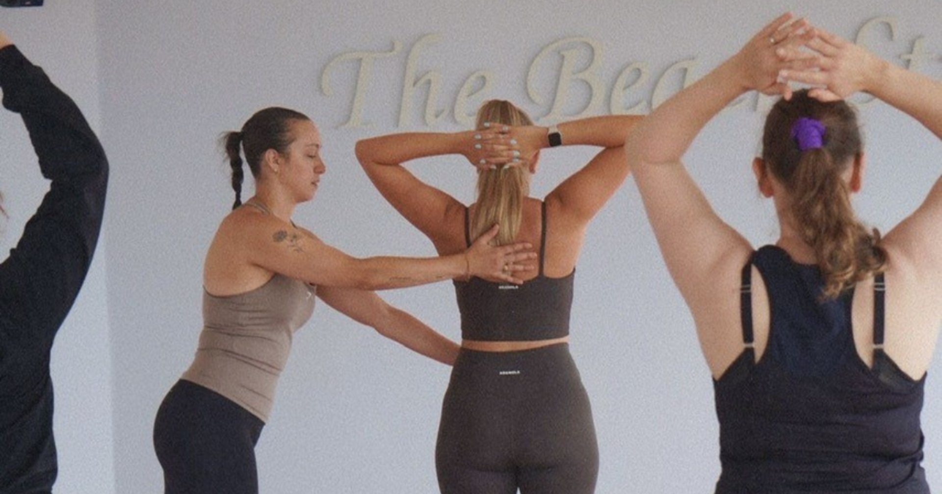 black and white bed linen