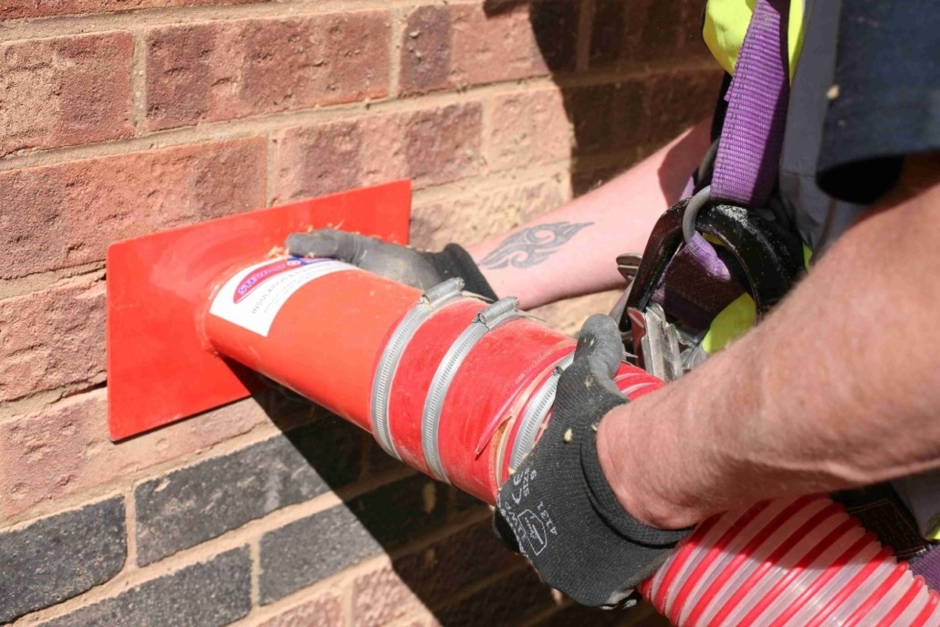 white and gray concrete wall