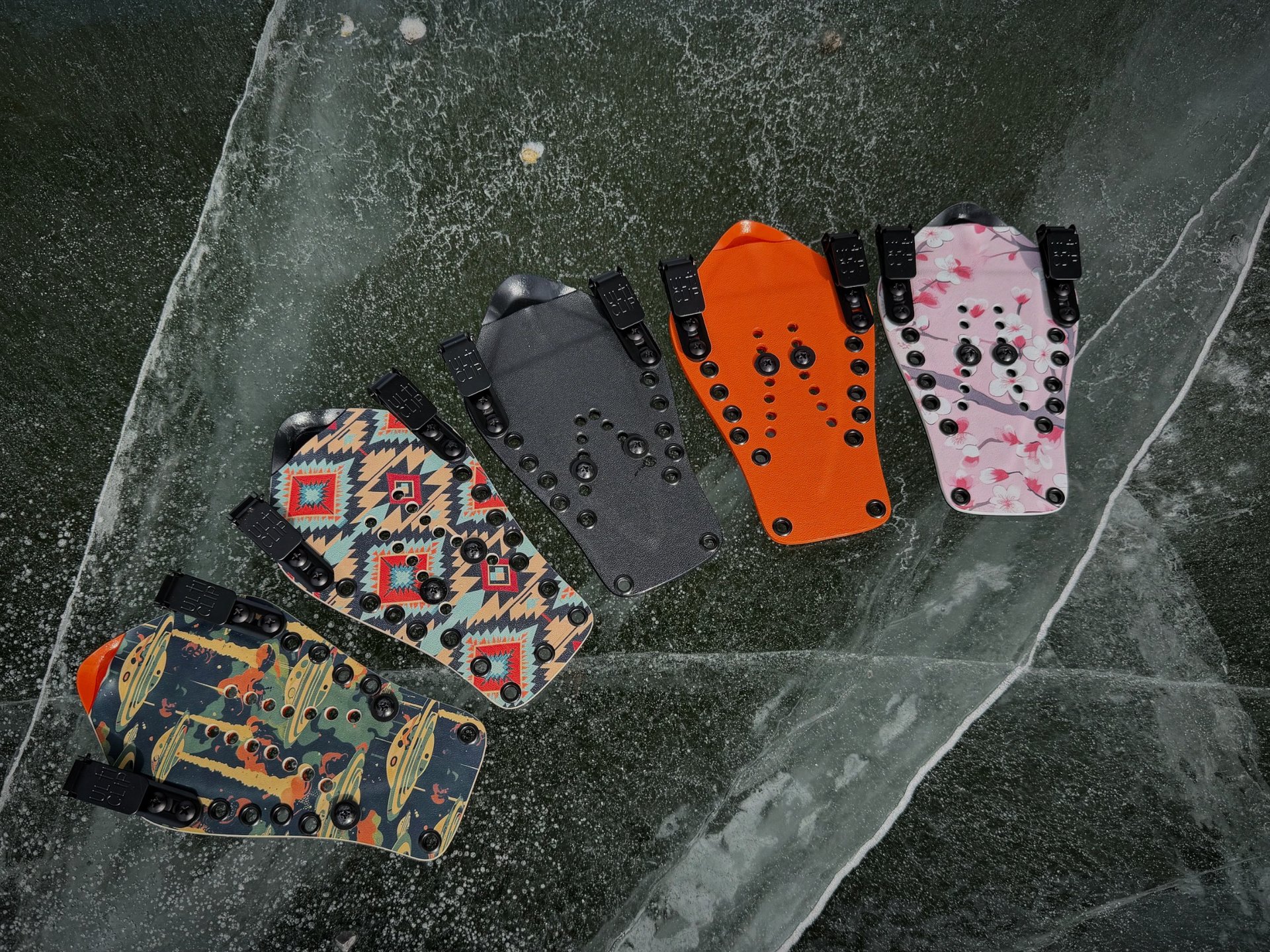 black and white bed linen