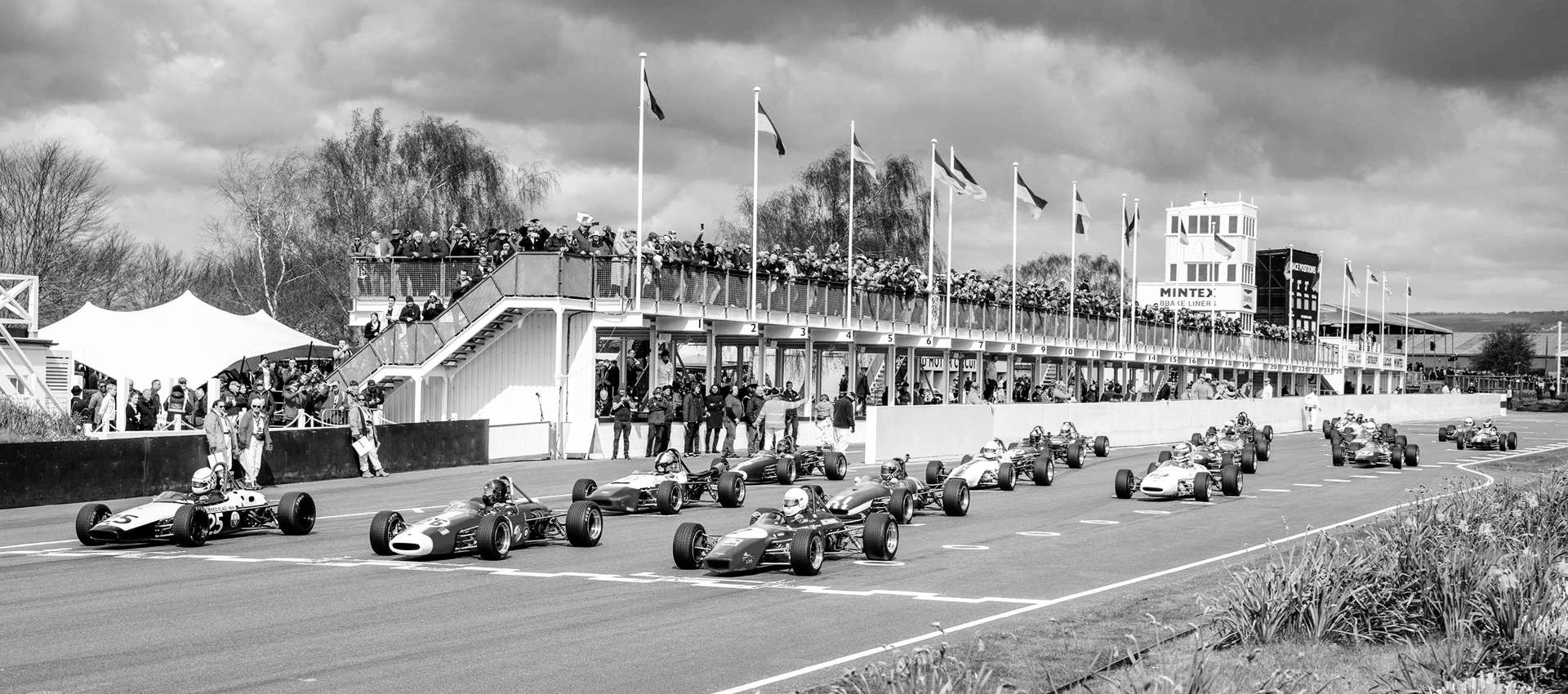 black and white bed linen