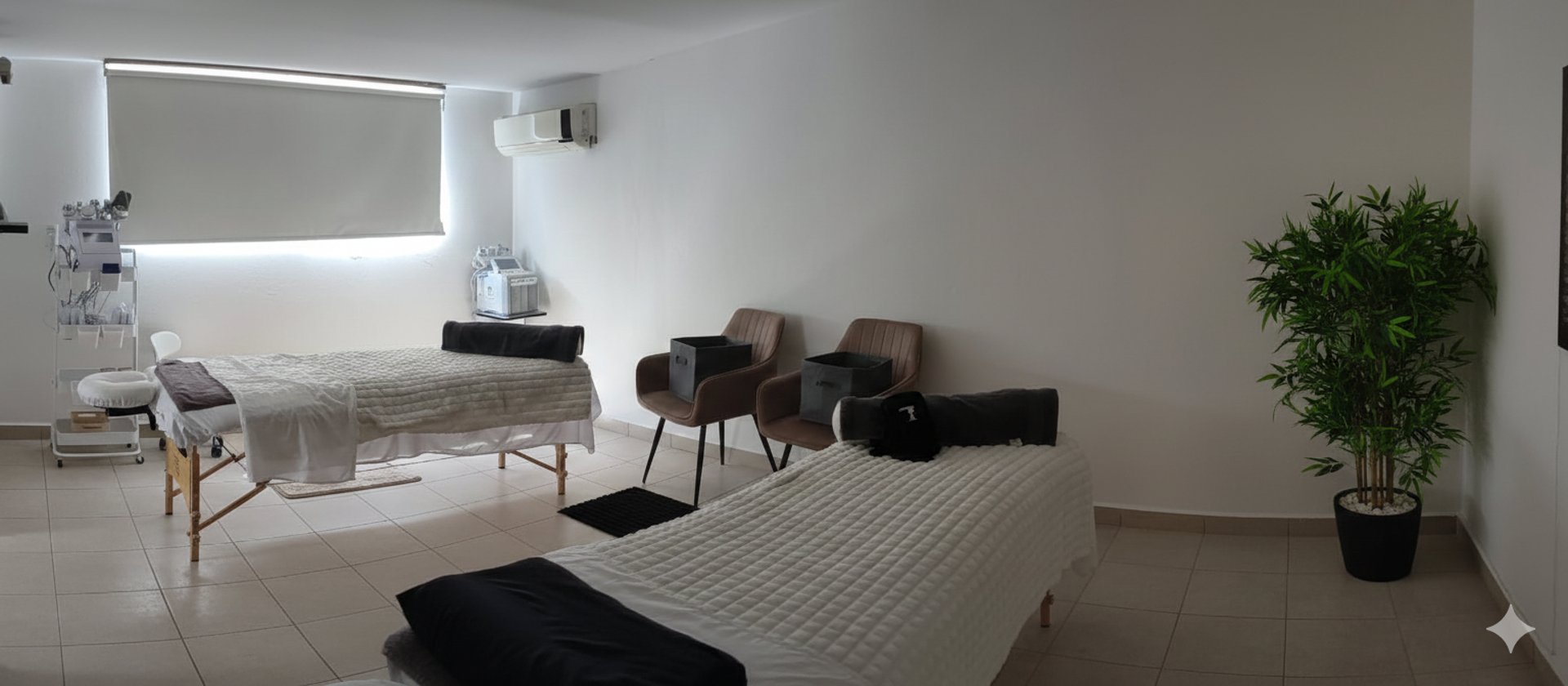 black and white bed linen
